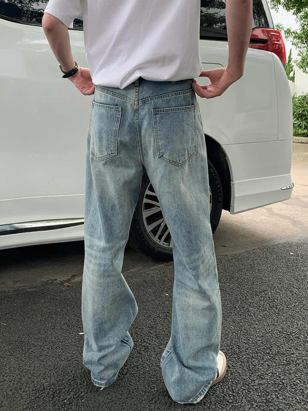 Distressed Ripped Denim FE0425
