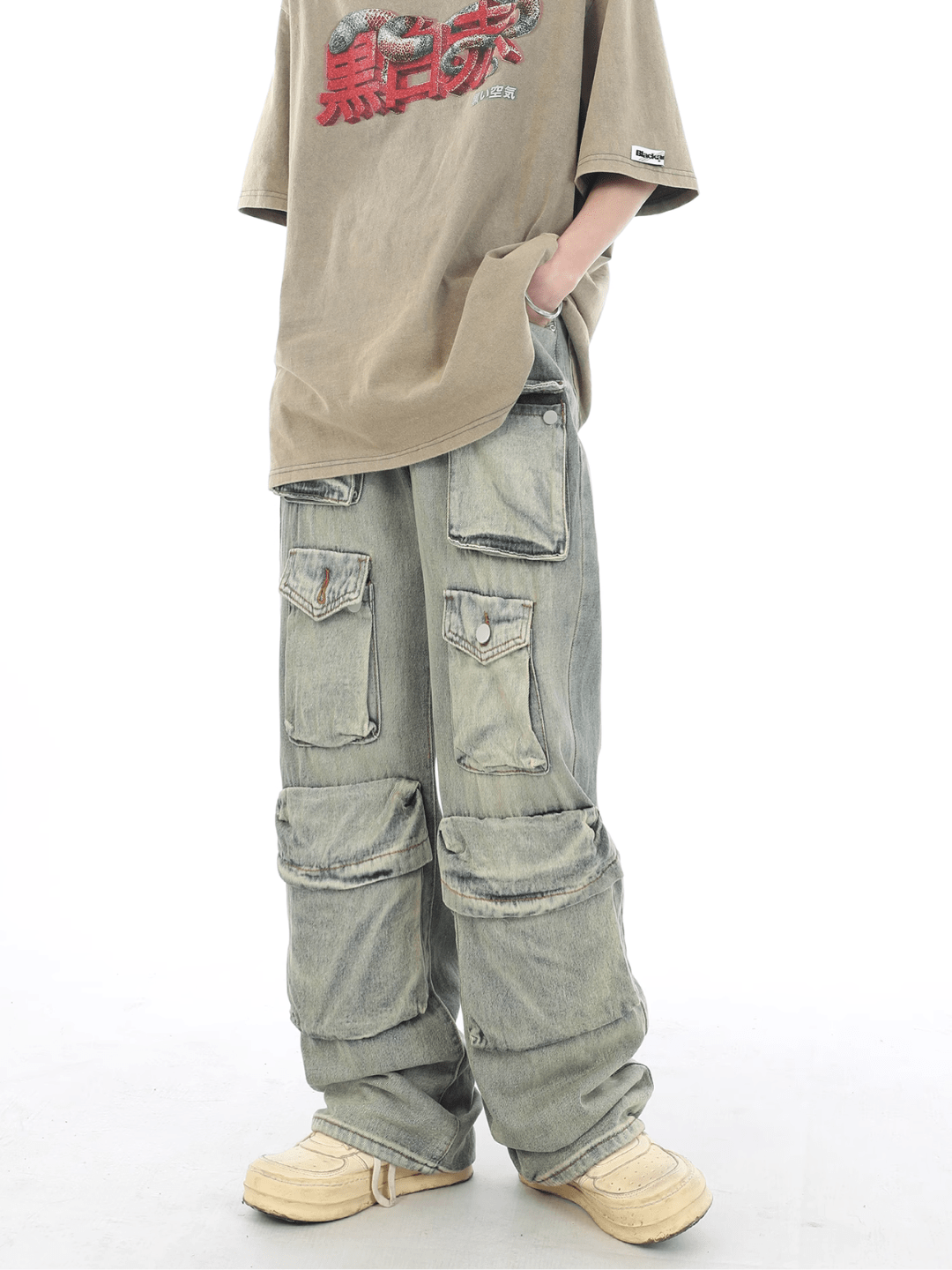 washed distressed multi-pocket jeans FE0110