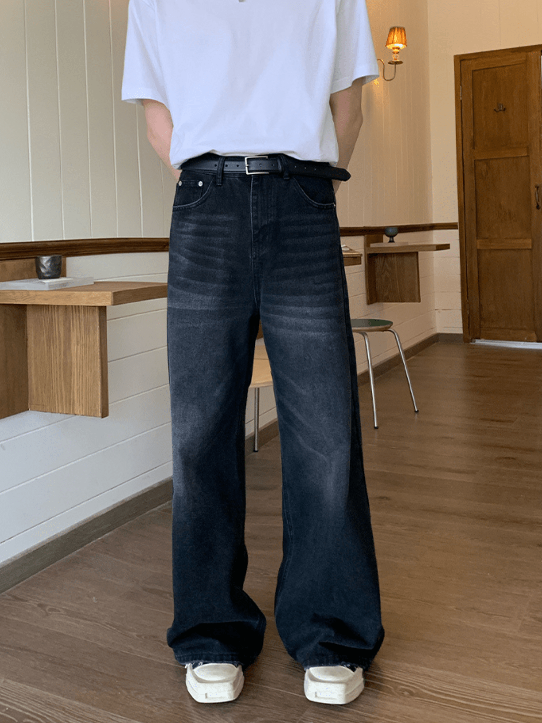 Whiskered Denim Pants FE0104