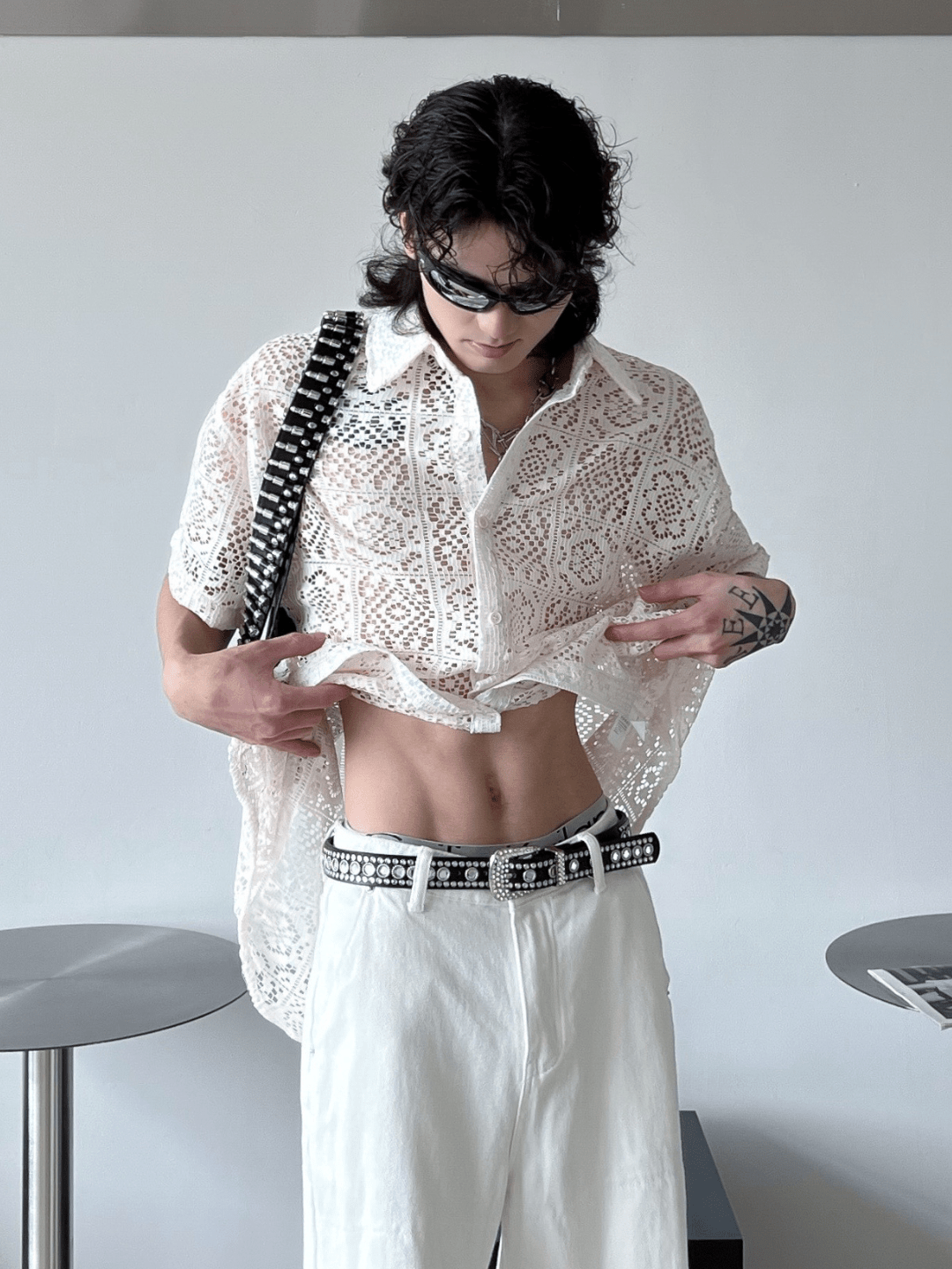 hollow design sense loose shirts FE0560