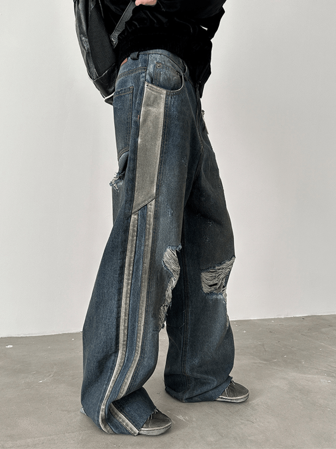 washed ripped jeans FE0436