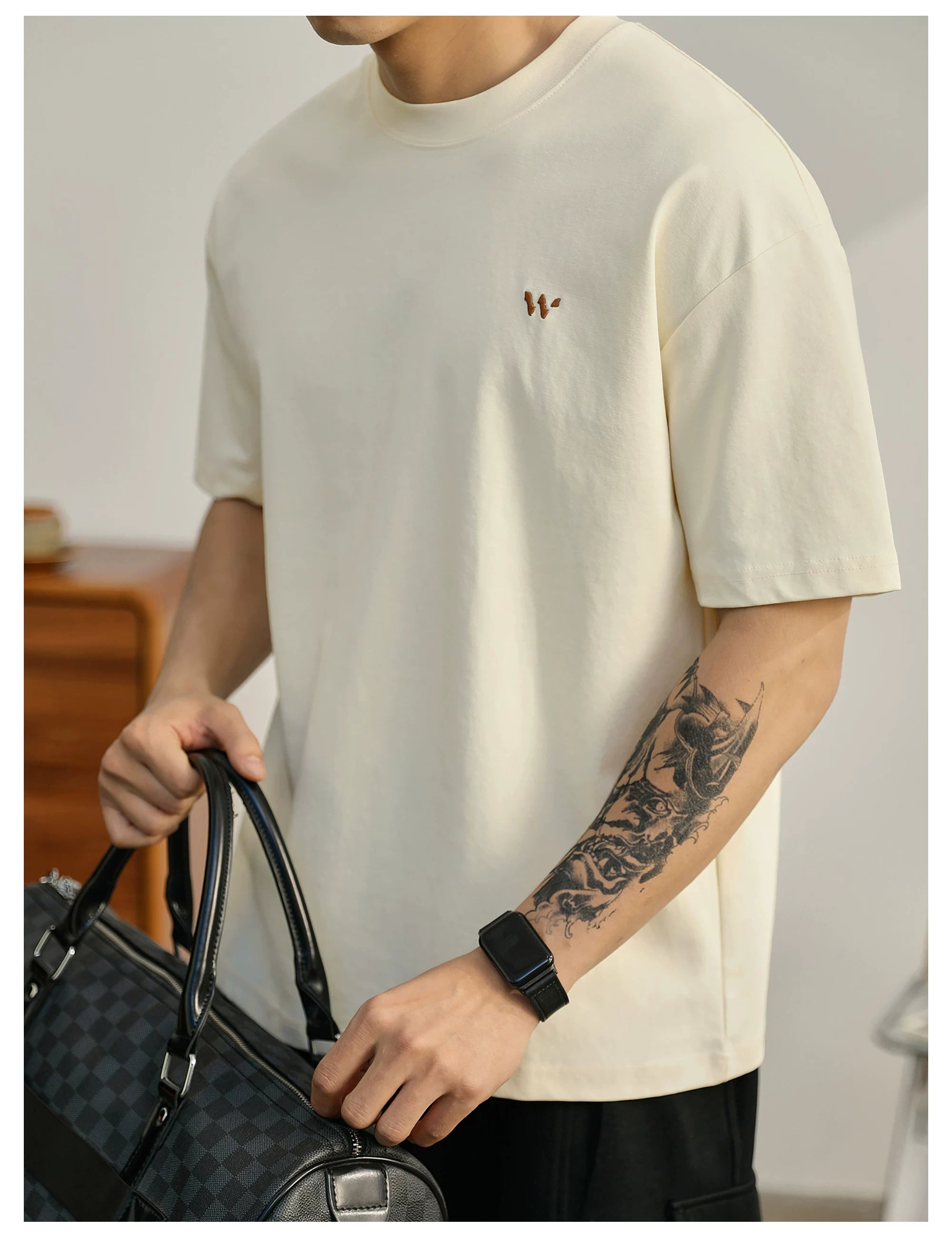 Men's simple luxury temperament casual T-shirt FE0731