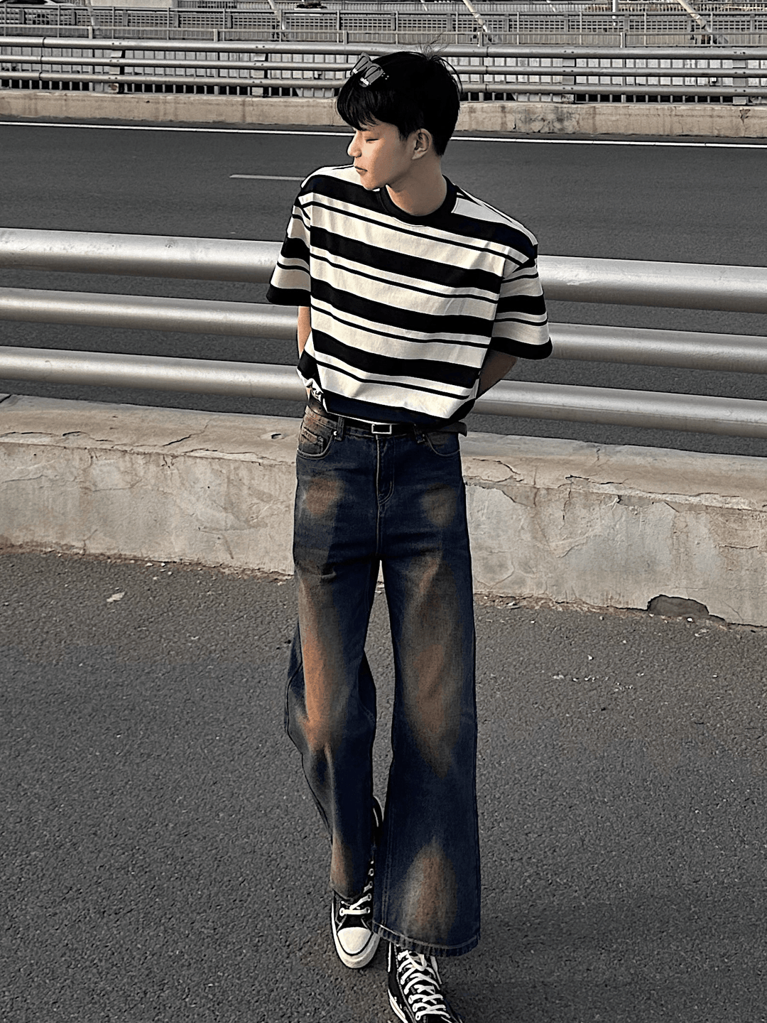 Washed contrast color wide leg jeans FE0437
