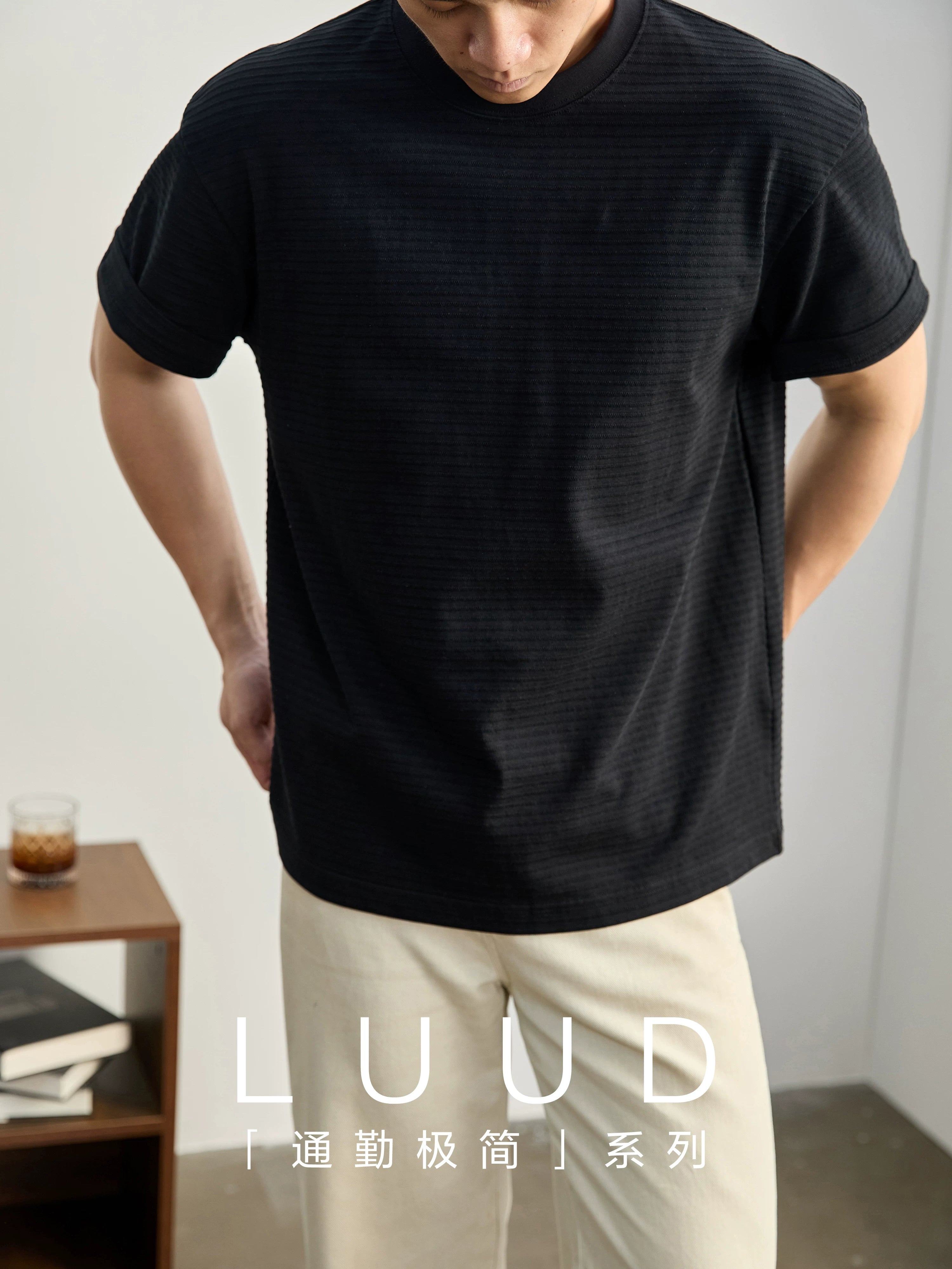 Three-dimensional horizontal jacquard texture solid color T-shirt FE0730