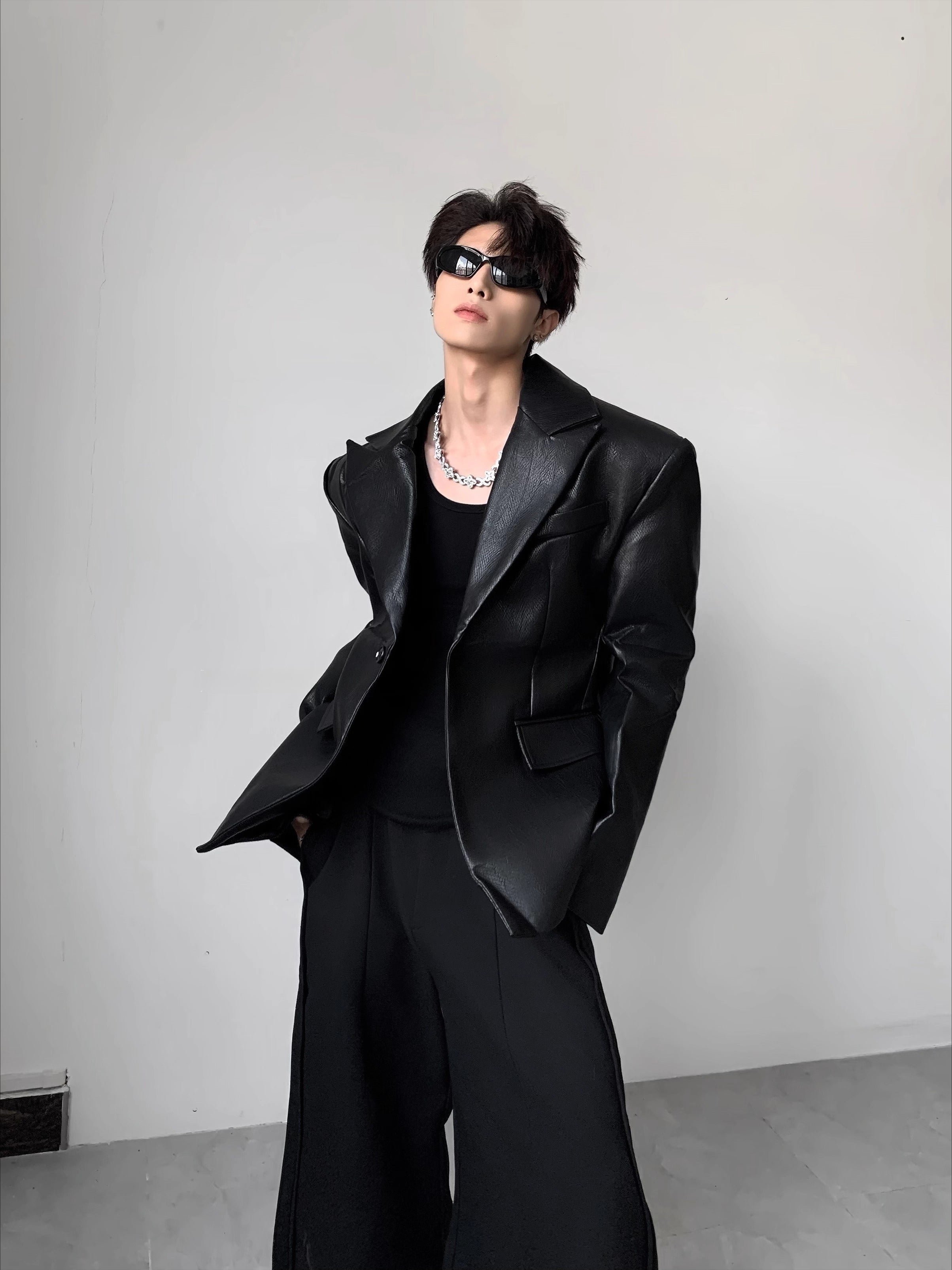Light luxury suit version design shoulder padded leather jacket men's autumn advanced sense ruffian handsome waist suit FE0597