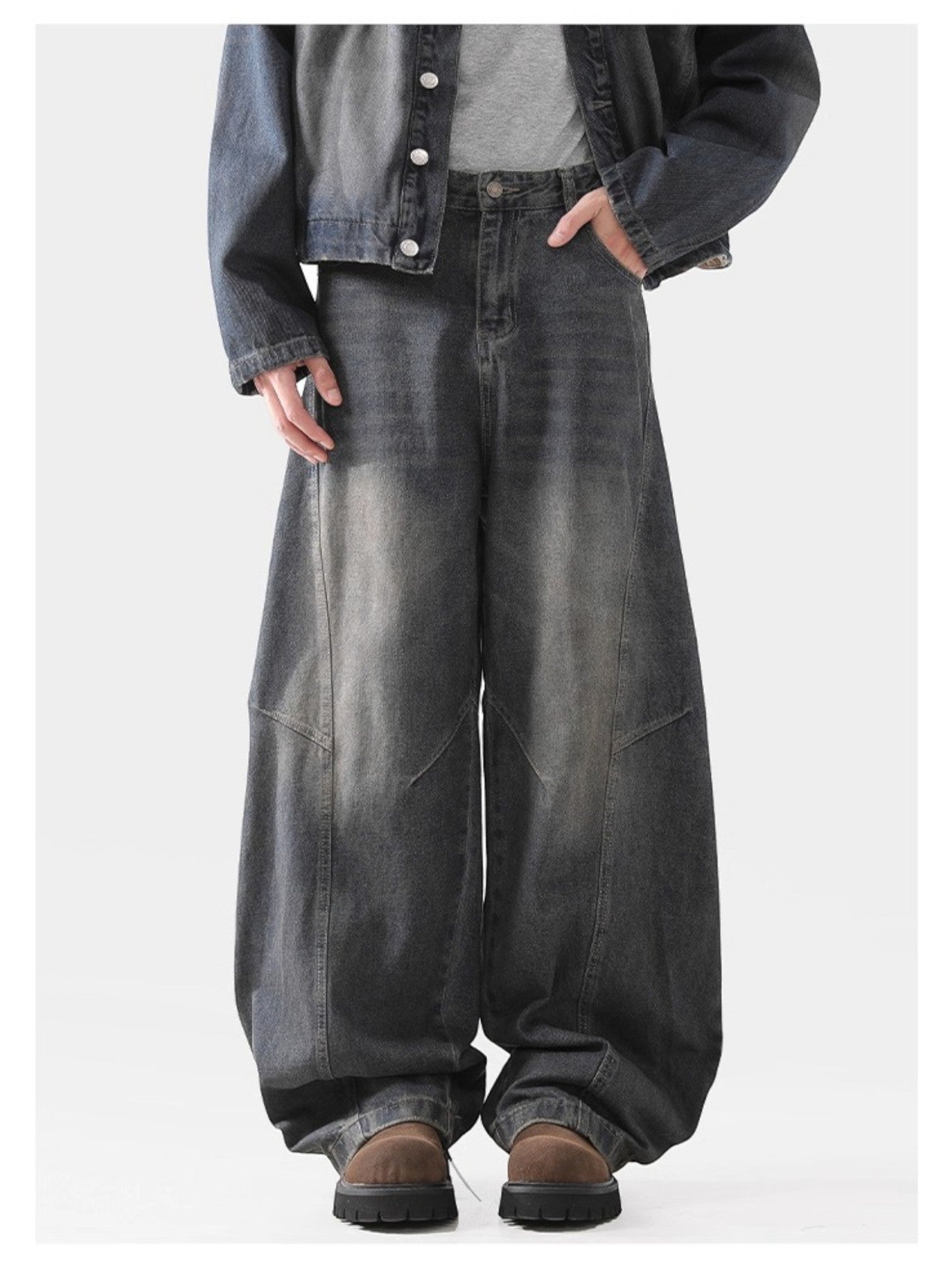 DECONSTRUCTED SABER-CUT JEANS FE0504