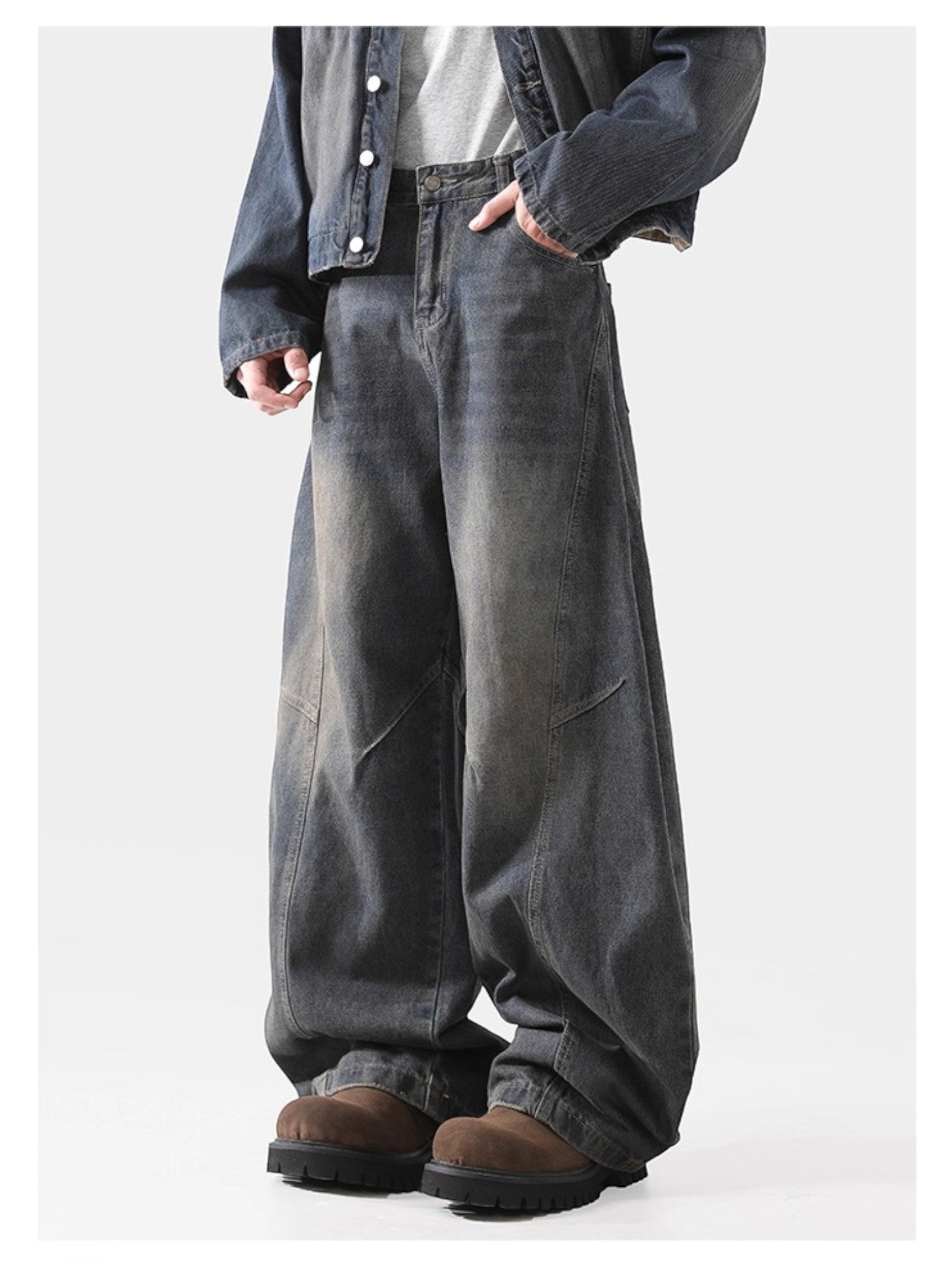 DECONSTRUCTED SABER-CUT JEANS FE0504