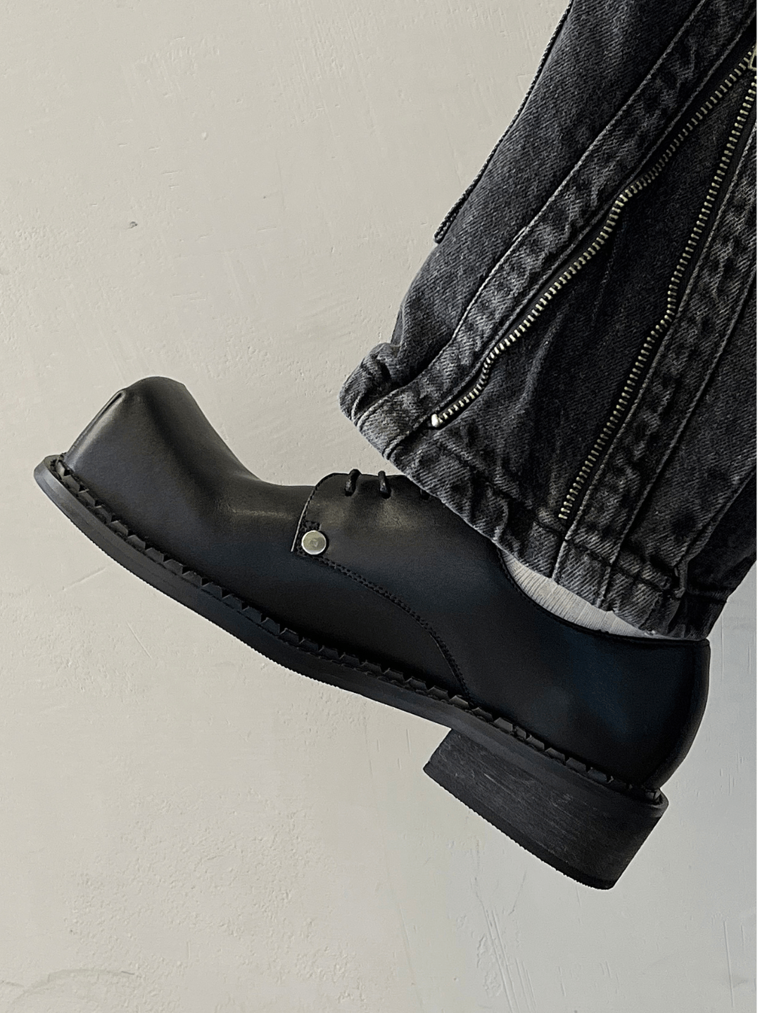 square head Derby shoes S044