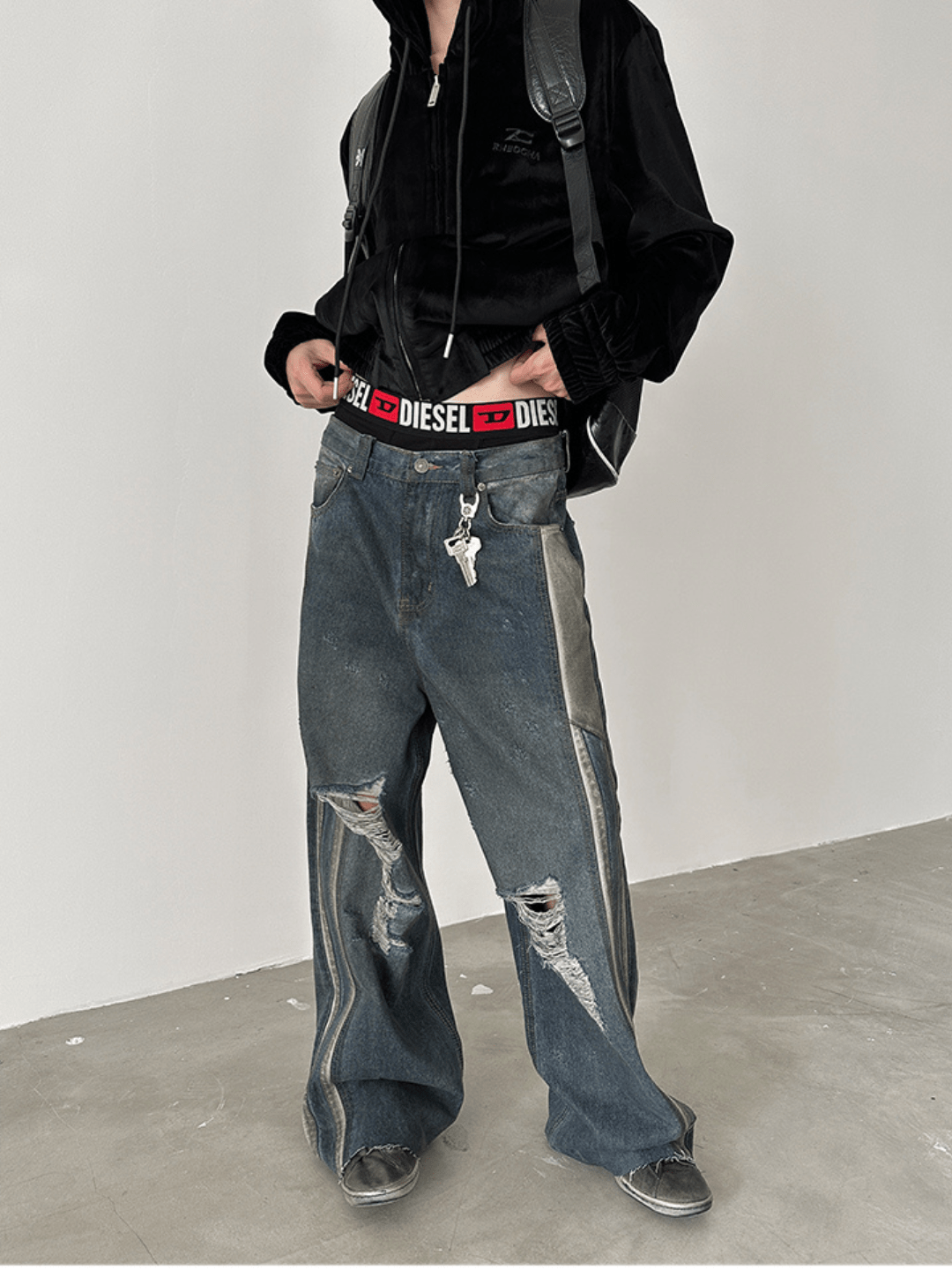 washed ripped jeans FE0436