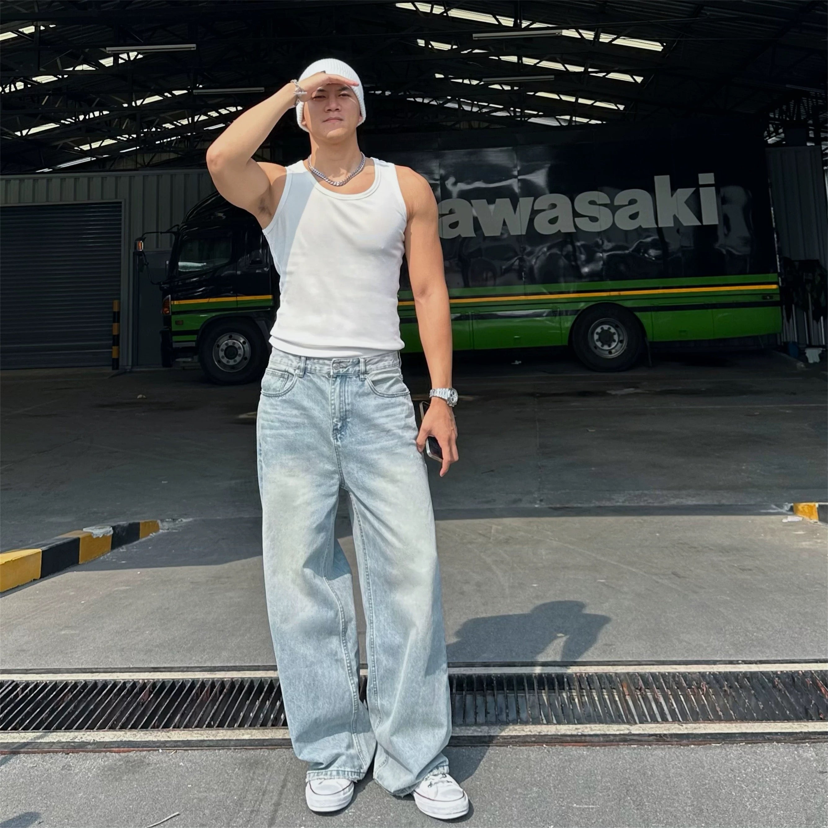 Men’s Vintage Wash Straight Leg Jeans Loose Fit Wide Leg Denim Pants  FE0012