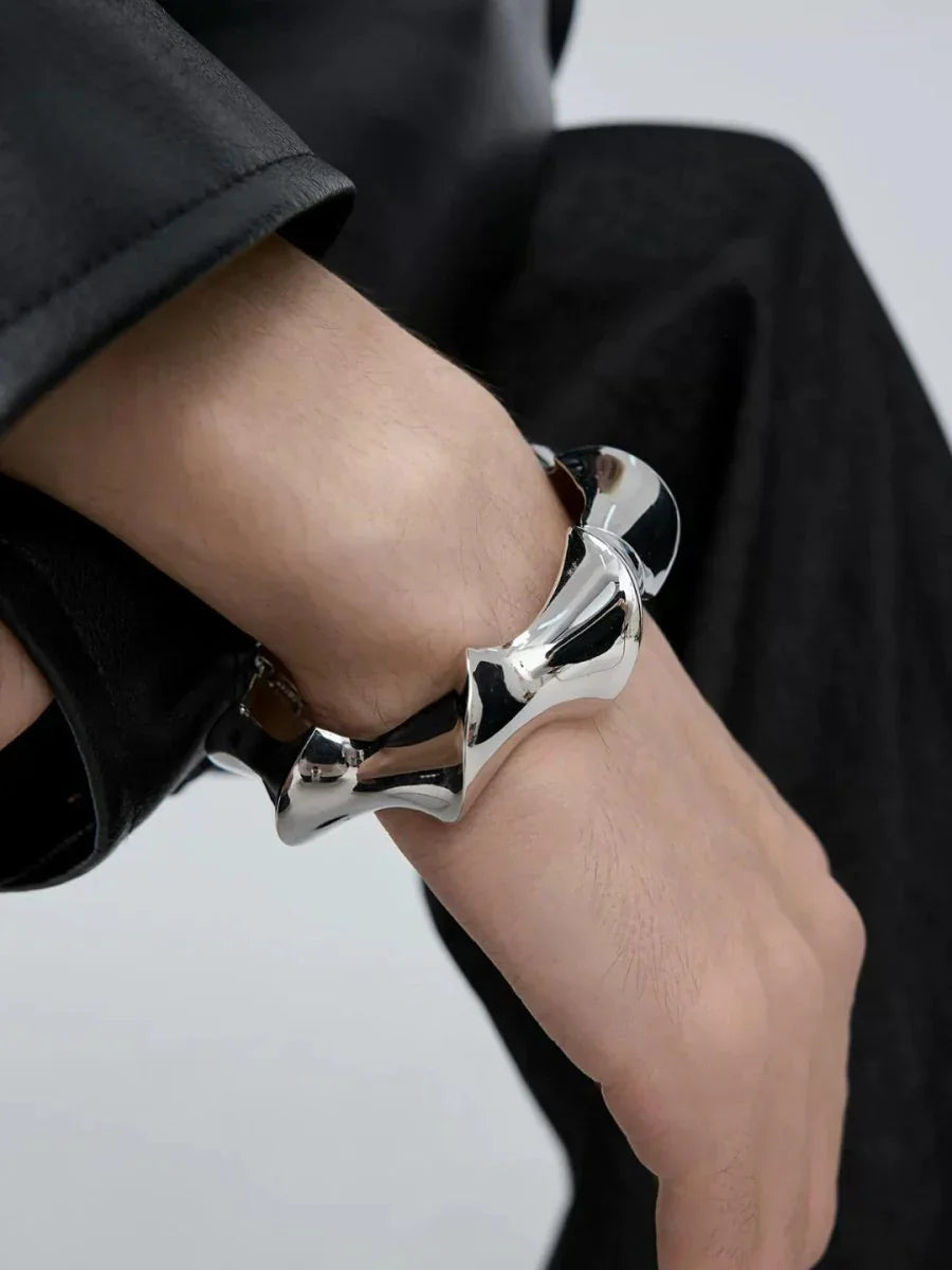 METAL SPIRAL DESIGN BRACELET   FA104