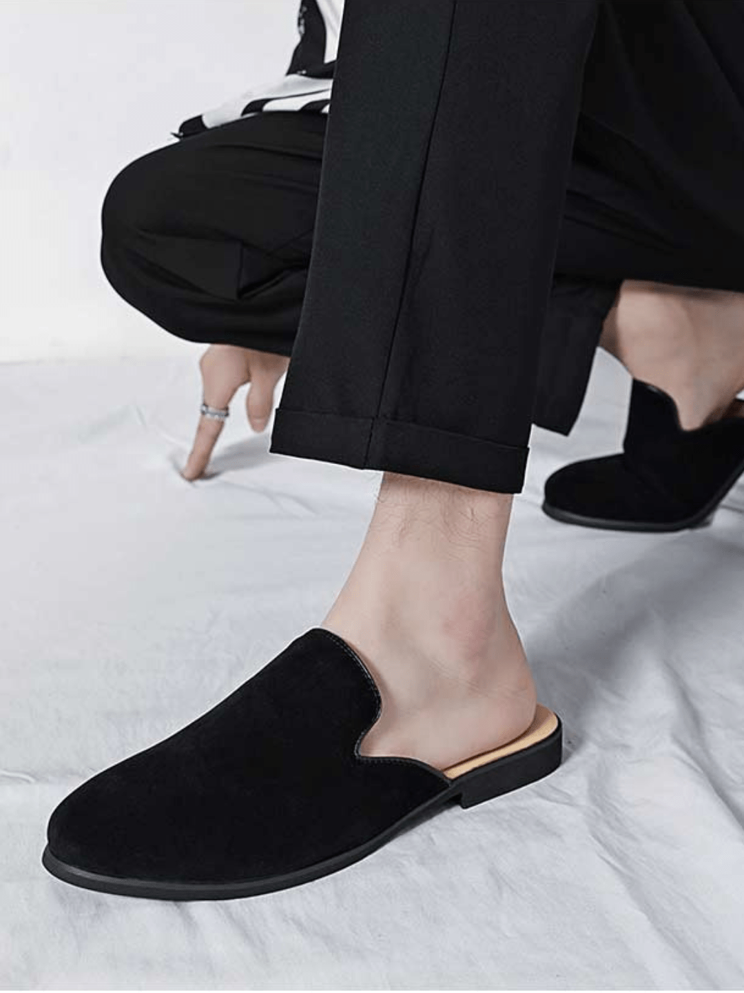 Closed-toe Casual Sandals S060