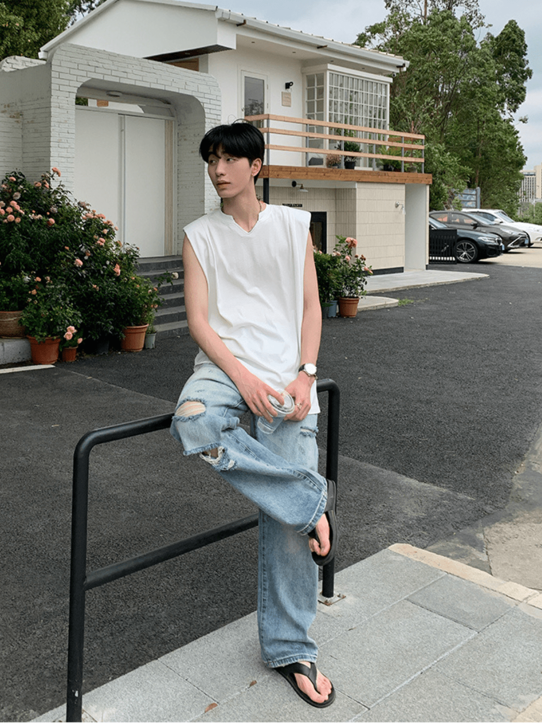 Distressed Ripped Denim FE0425