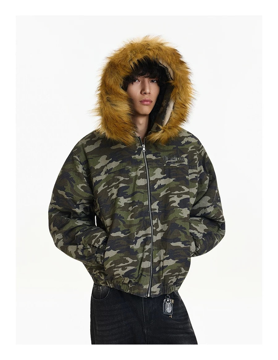 Men’s Vintage Camo Fur Hooded Puffer Jacket – American Retro Winter Street Coat   FE0308