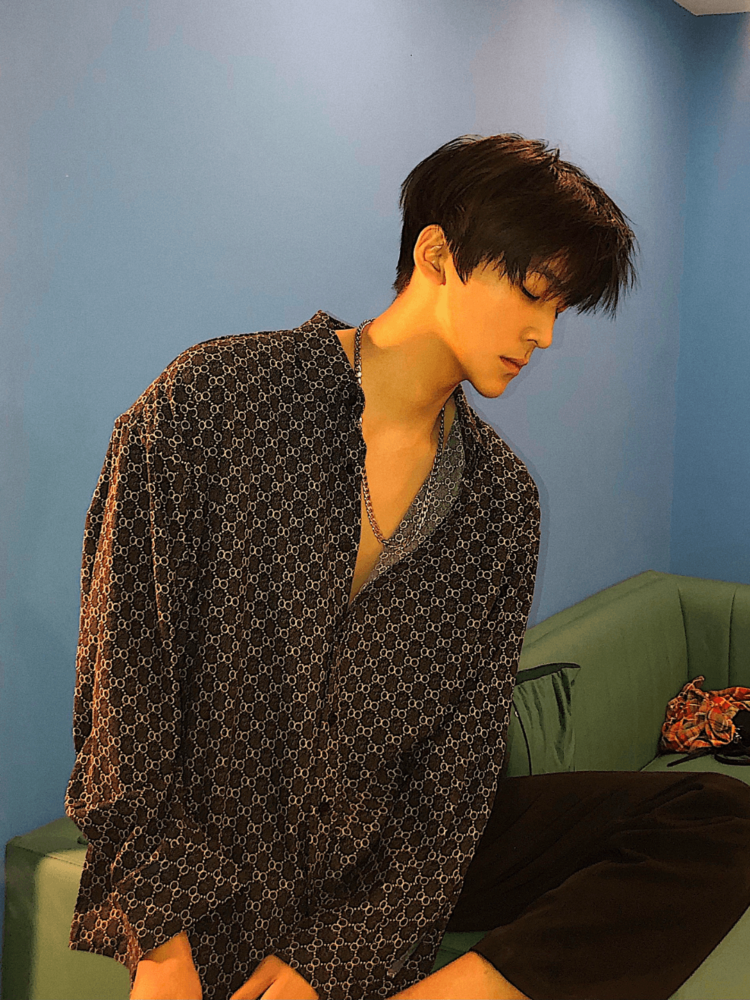 [01H studios] Hong Kong pattern shirt   FE0553