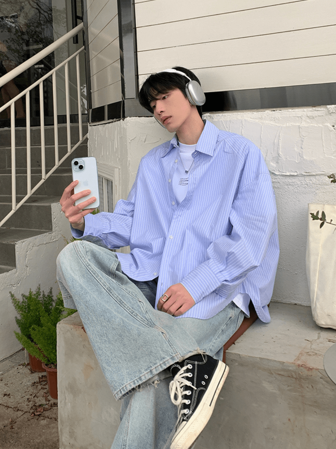 [ONELYC1NS] korean blue and white loose shirt   FE0191