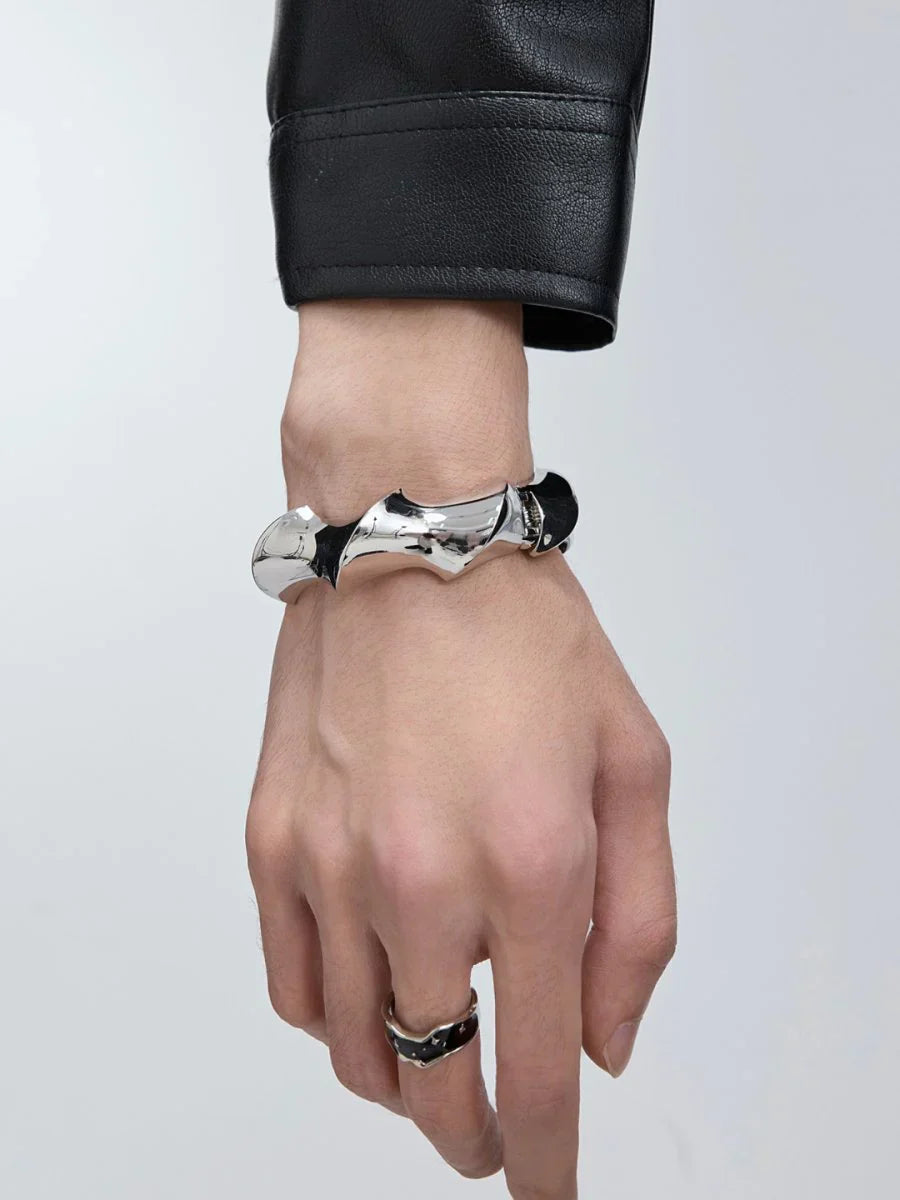 METAL SPIRAL DESIGN BRACELET   FA104
