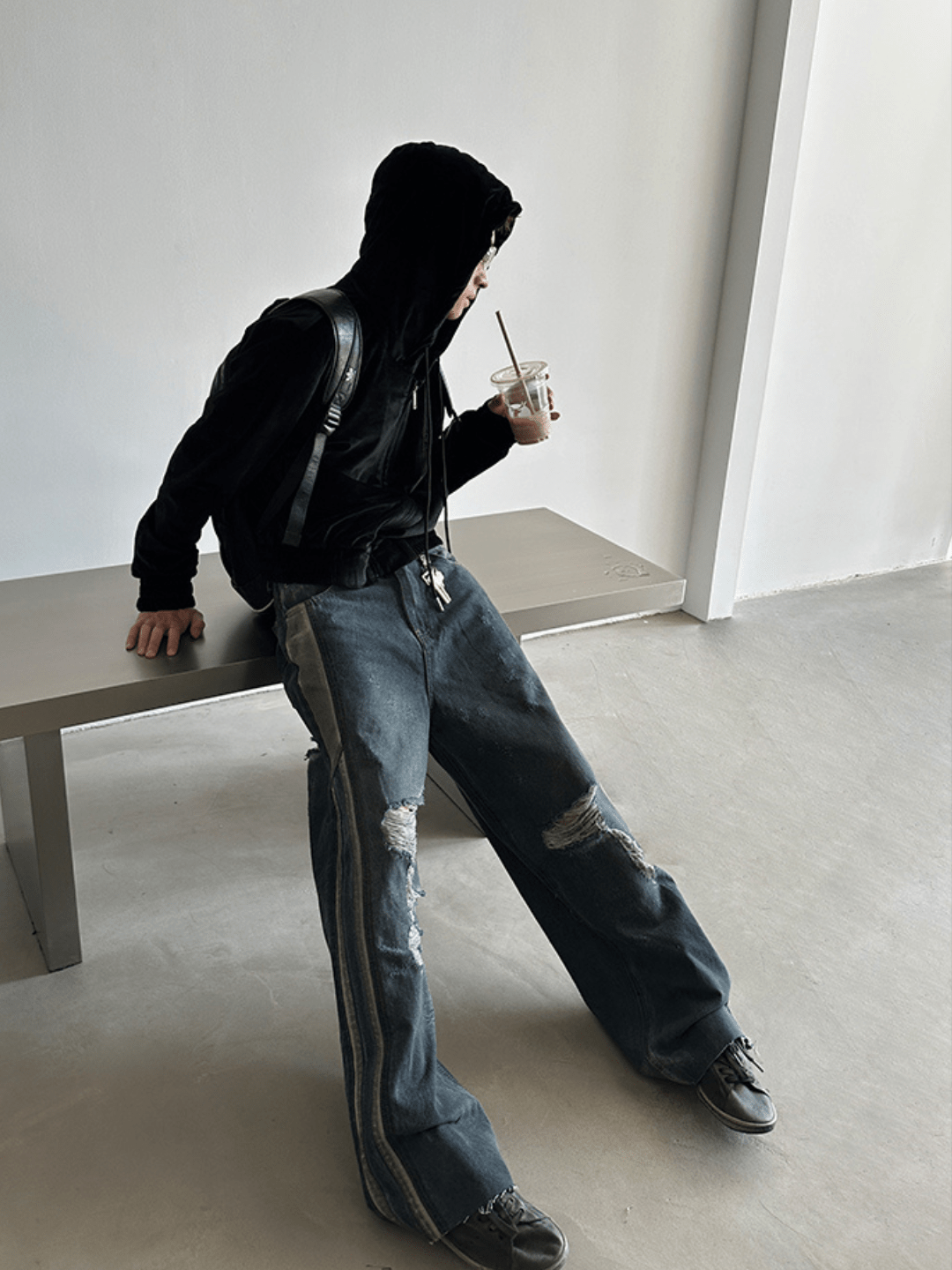 washed ripped jeans FE0436