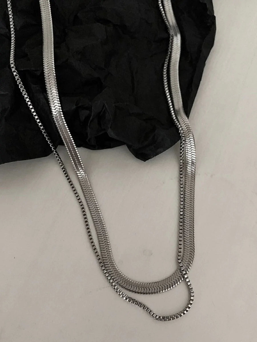 SILVER NECKLACE   FA120