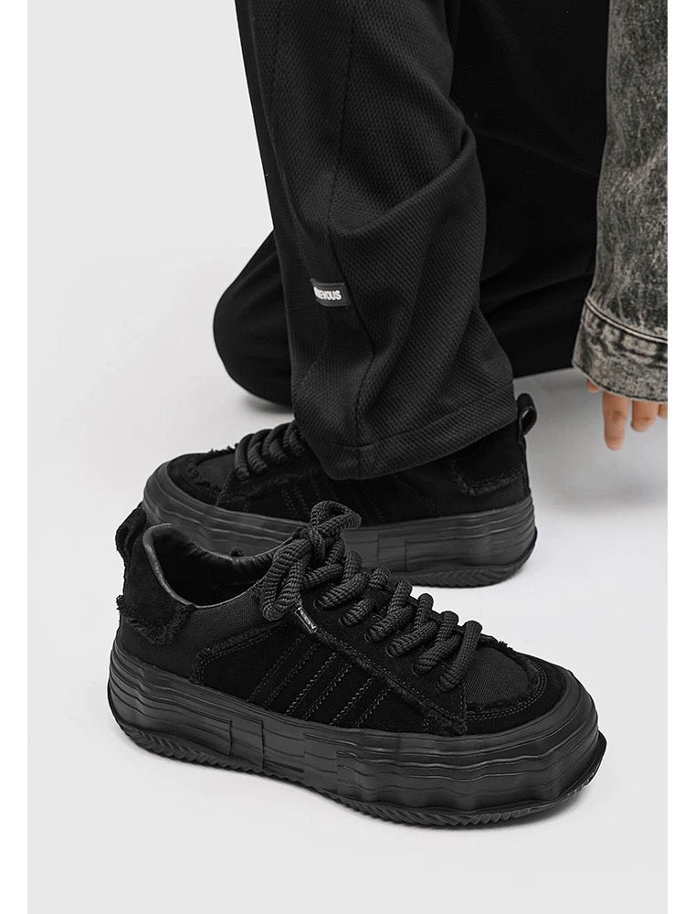 Black Warrior Skate Shoes - Triple-Stripe Vintage Melt-Sole Canvas Sneakers (Niche Unisex Streetwear) S0006