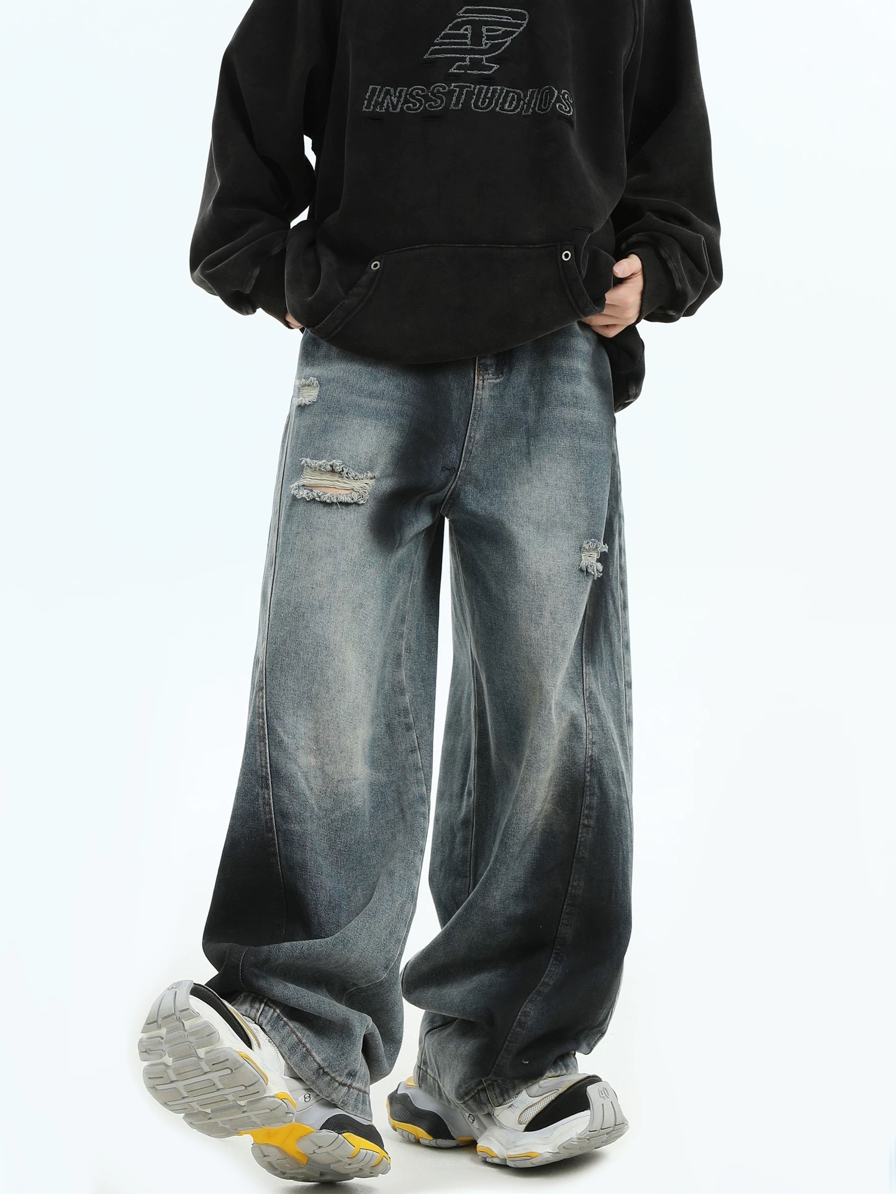 Men’s Graffiti Washed Distressed Jeans – Vintage American High Street Denim Pants   FE0323