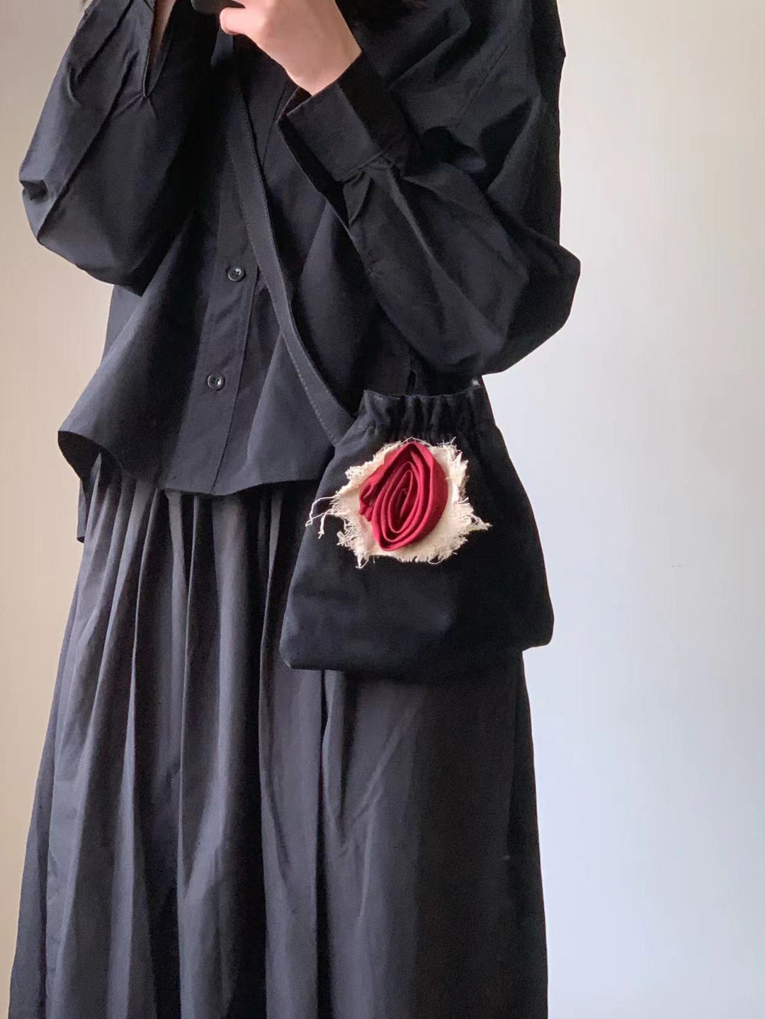 rose drawstring small messenger bag   FA084