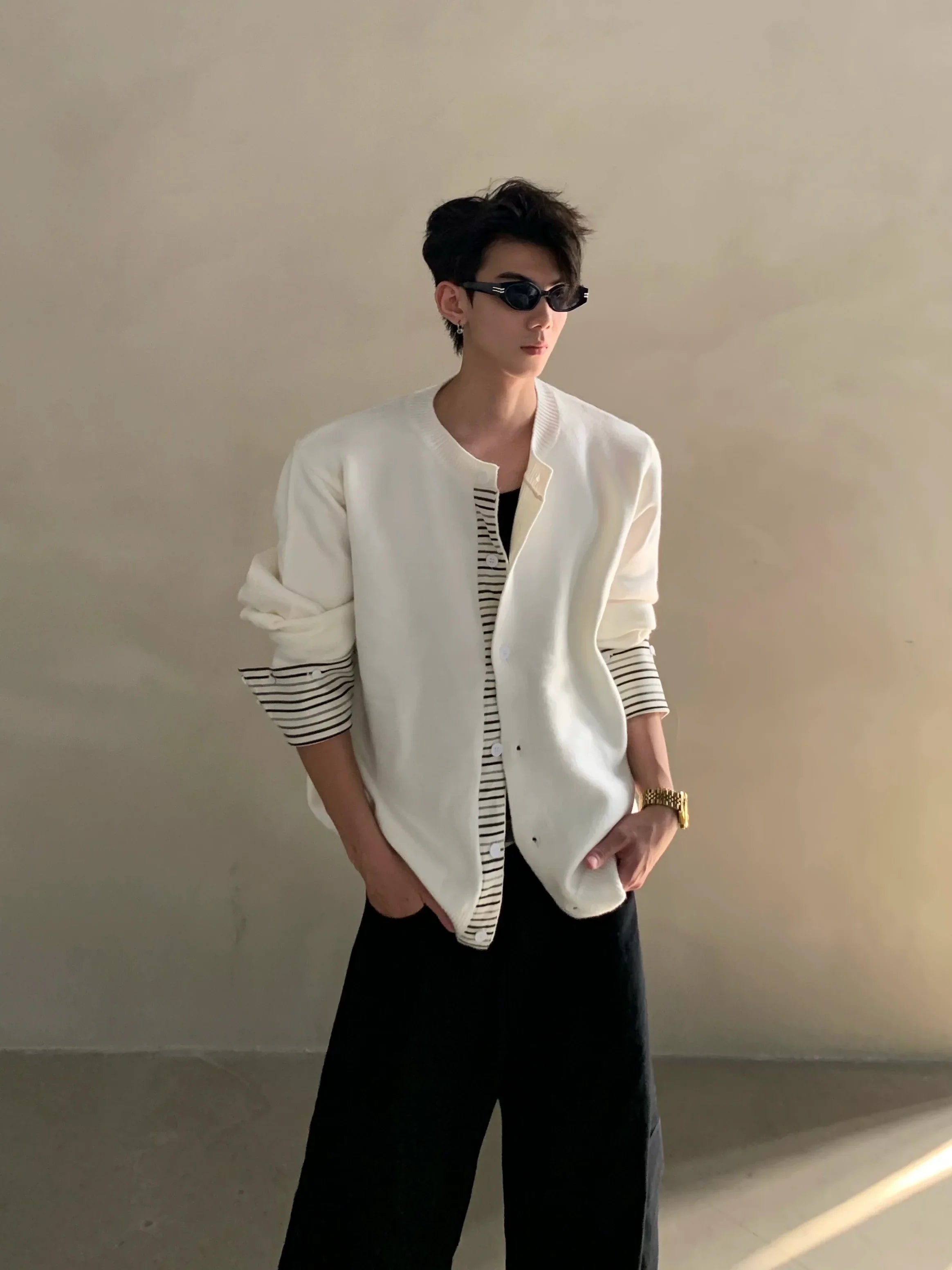 Autumn and winter layered fake two-piece striped splicing knitted sweater men's high-end cardigan jacket tide  FE0637