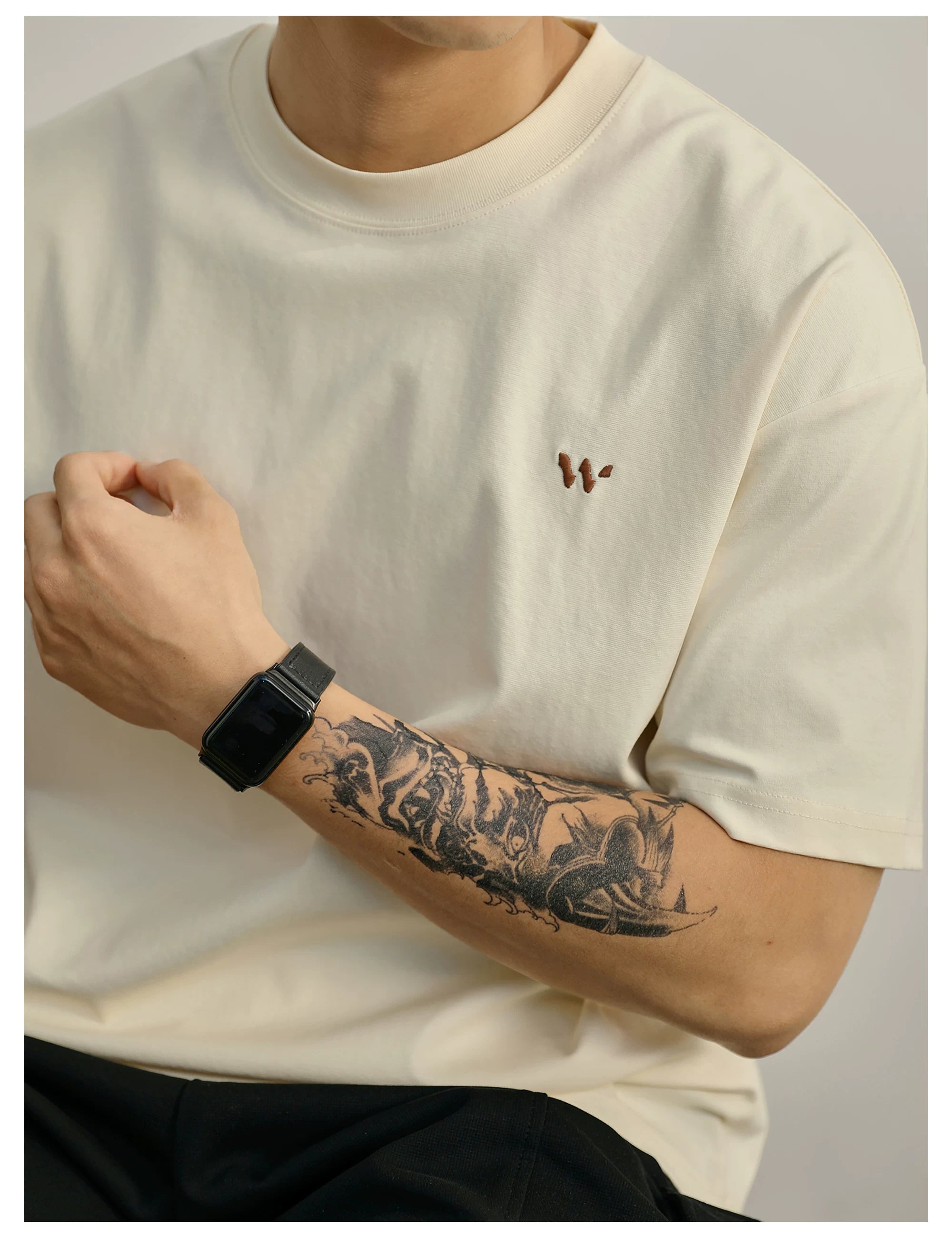 Men's simple luxury temperament casual T-shirt FE0731