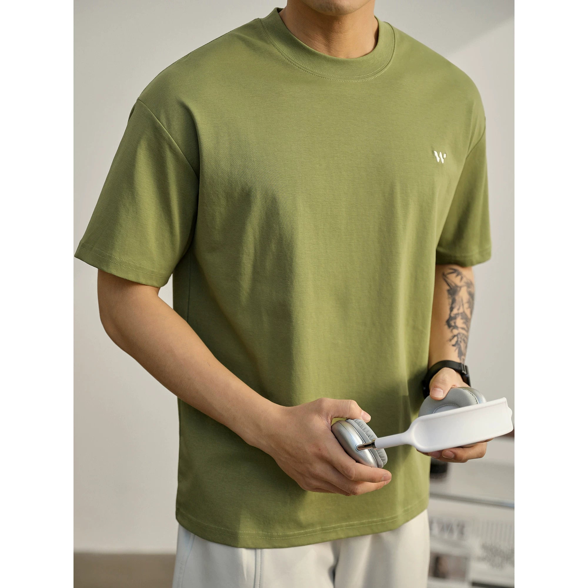 Men's simple luxury temperament casual T-shirt FE0731