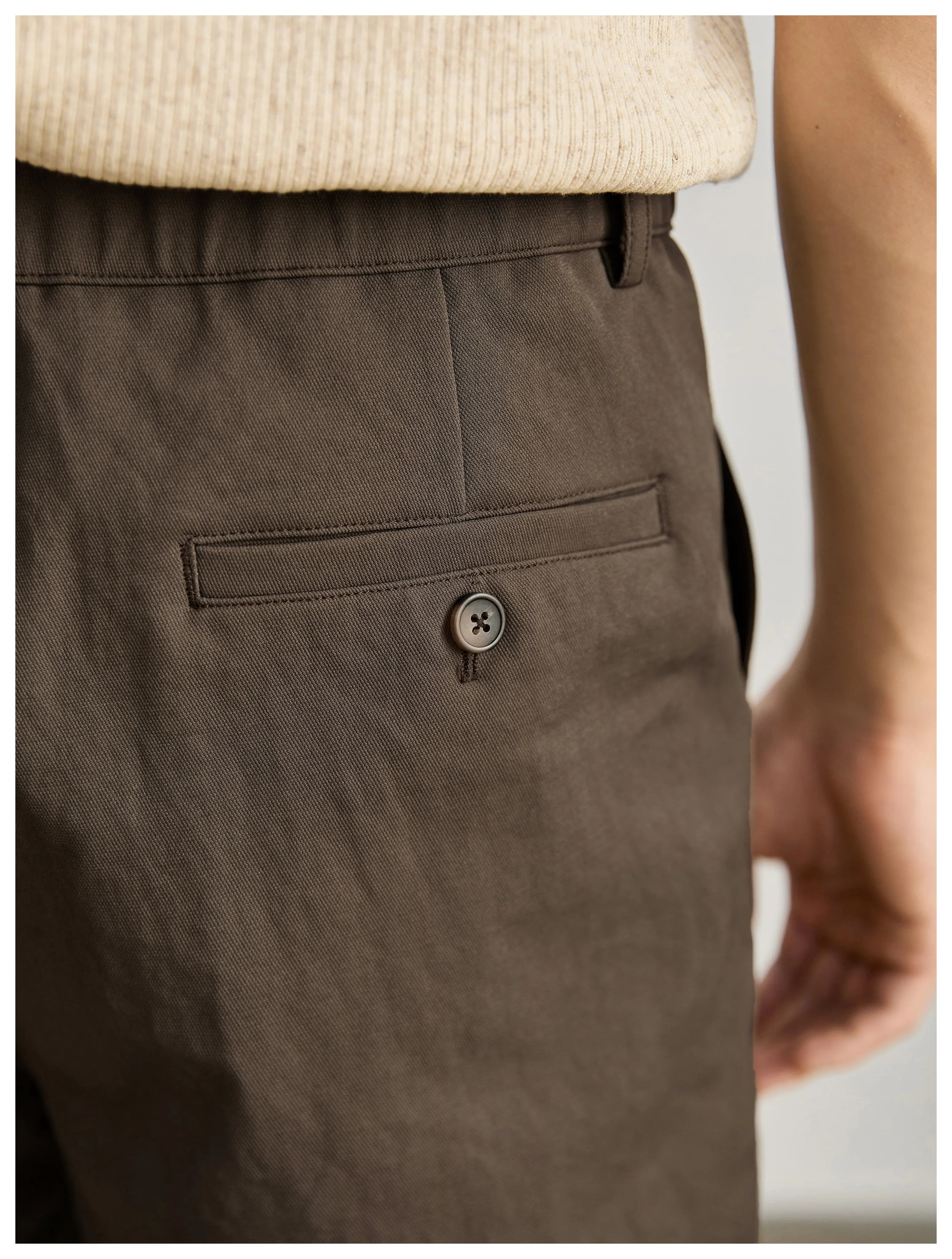 High-end light and mature wind semi-elastic waist pants twill texture pants, curled straight shorts FE0733
