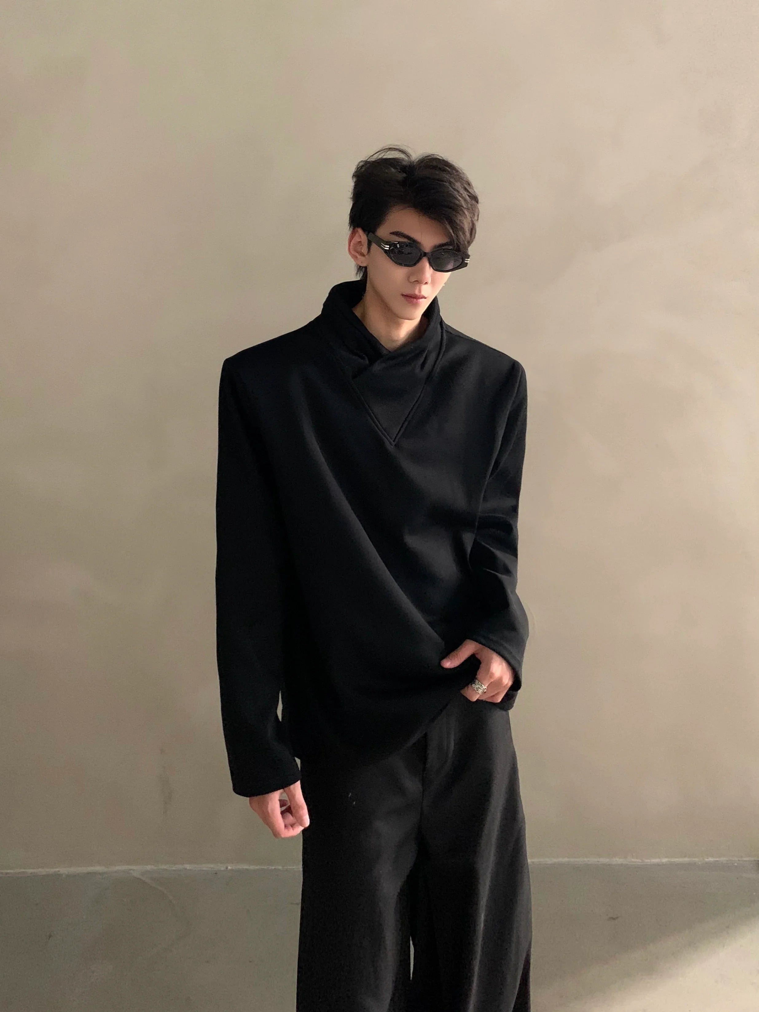 Autumn niche high-end sense stack collar silhouette long-sleeved T-shirt men's loose heavy ruffian handsome top  FE0532