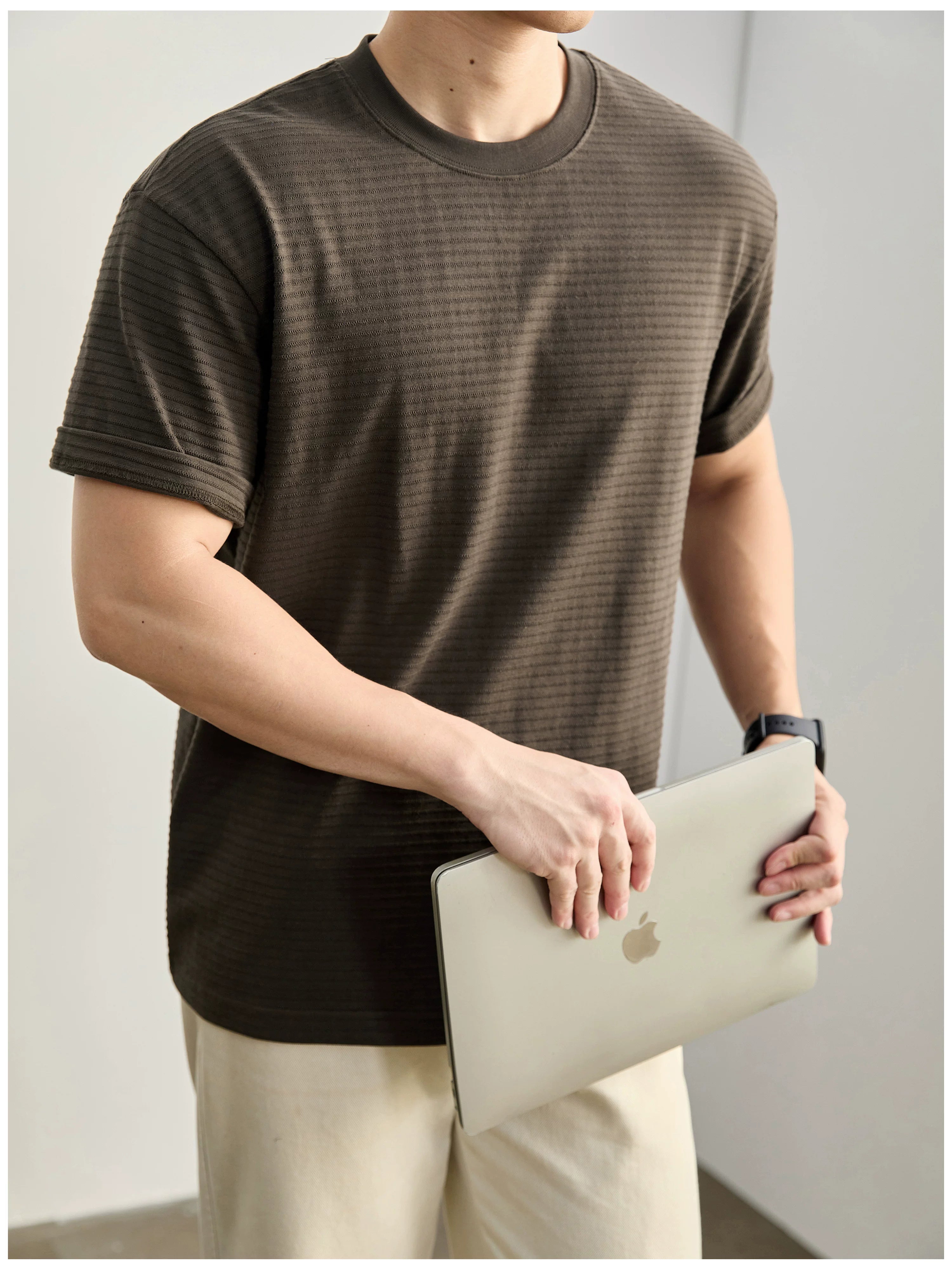 Three-dimensional horizontal jacquard texture solid color T-shirt FE0730