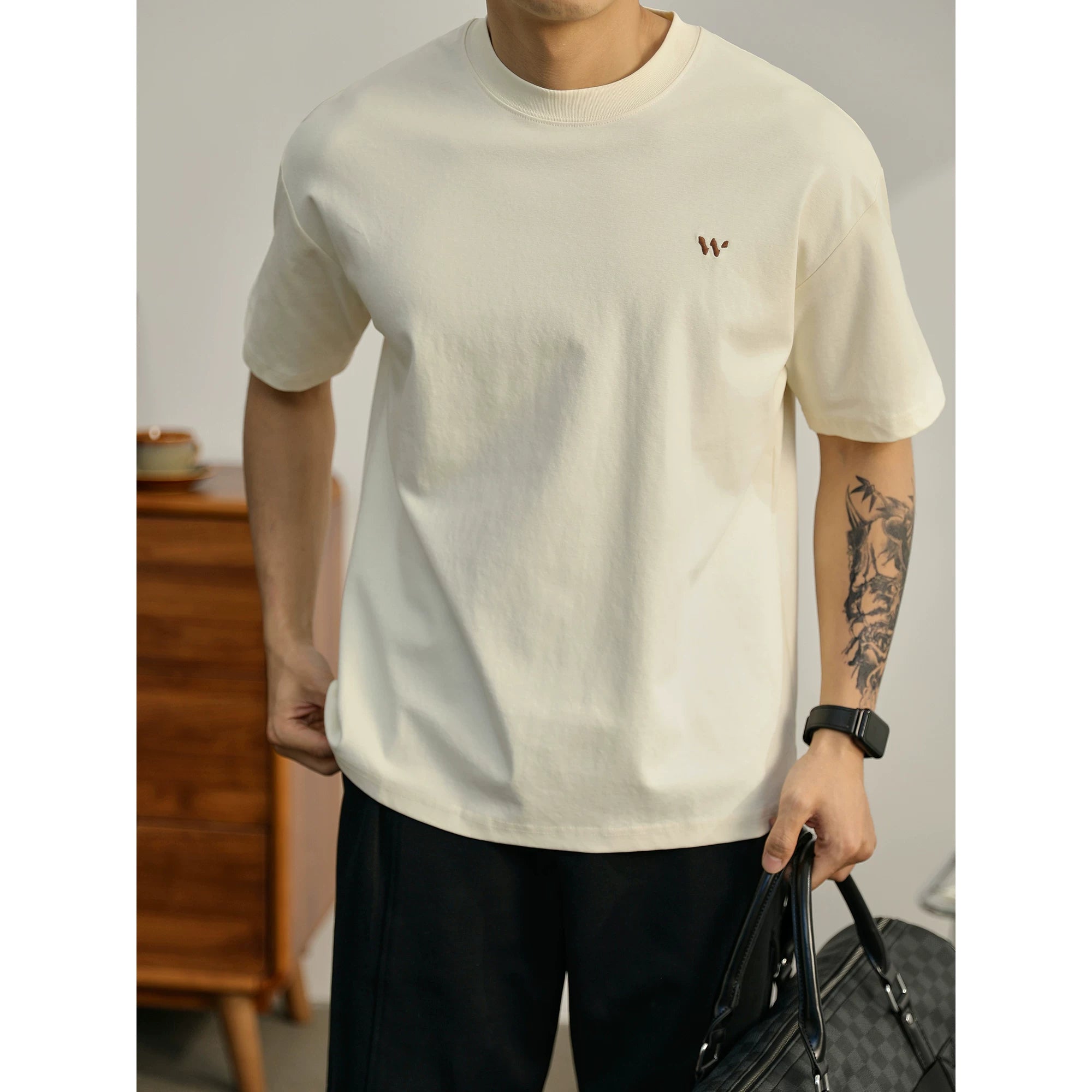 Men's simple luxury temperament casual T-shirt FE0731