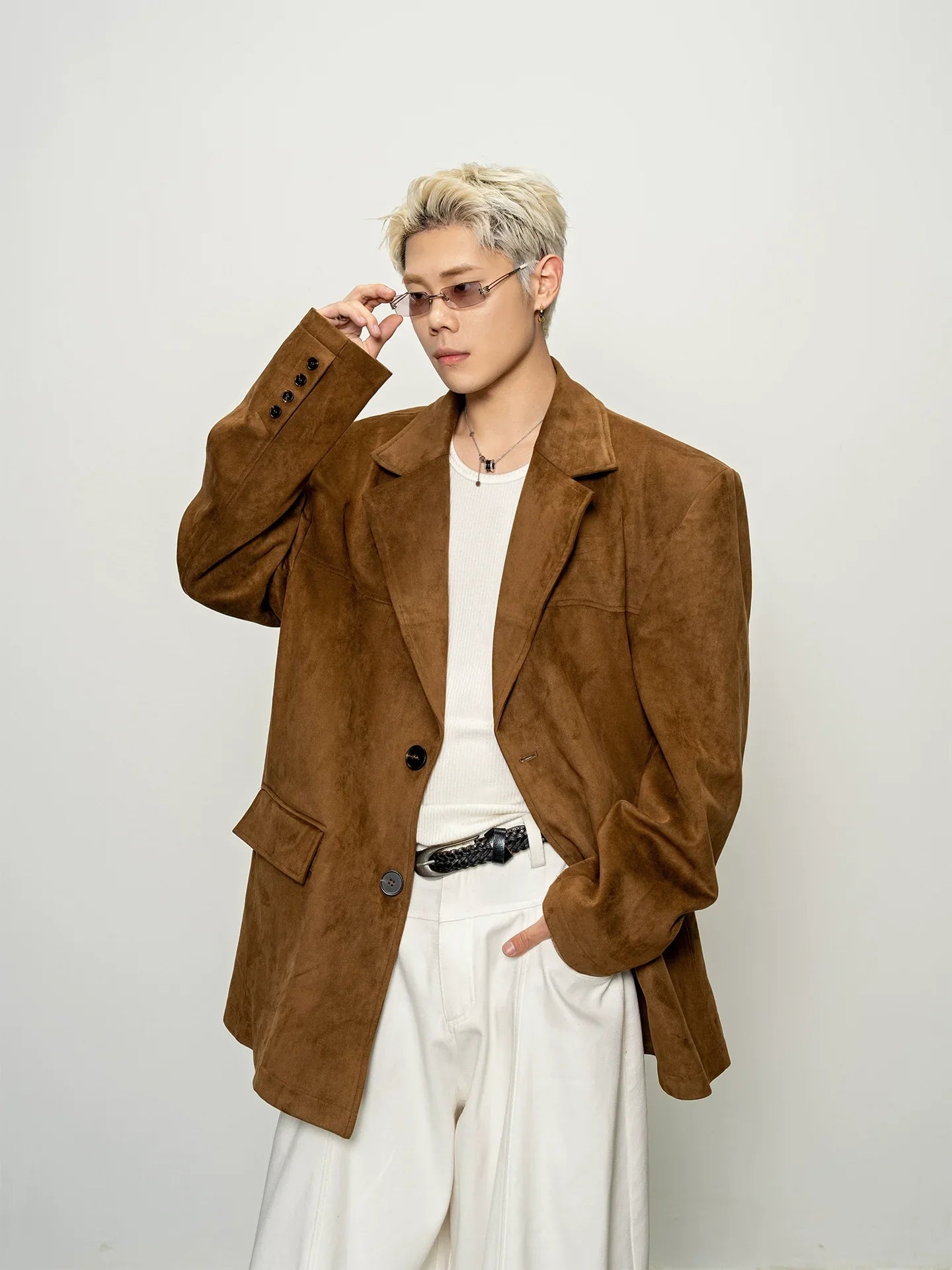Autumn and winter relaxation suede quite wide shoulder padded suit men's Maillard loose blazer FE0603