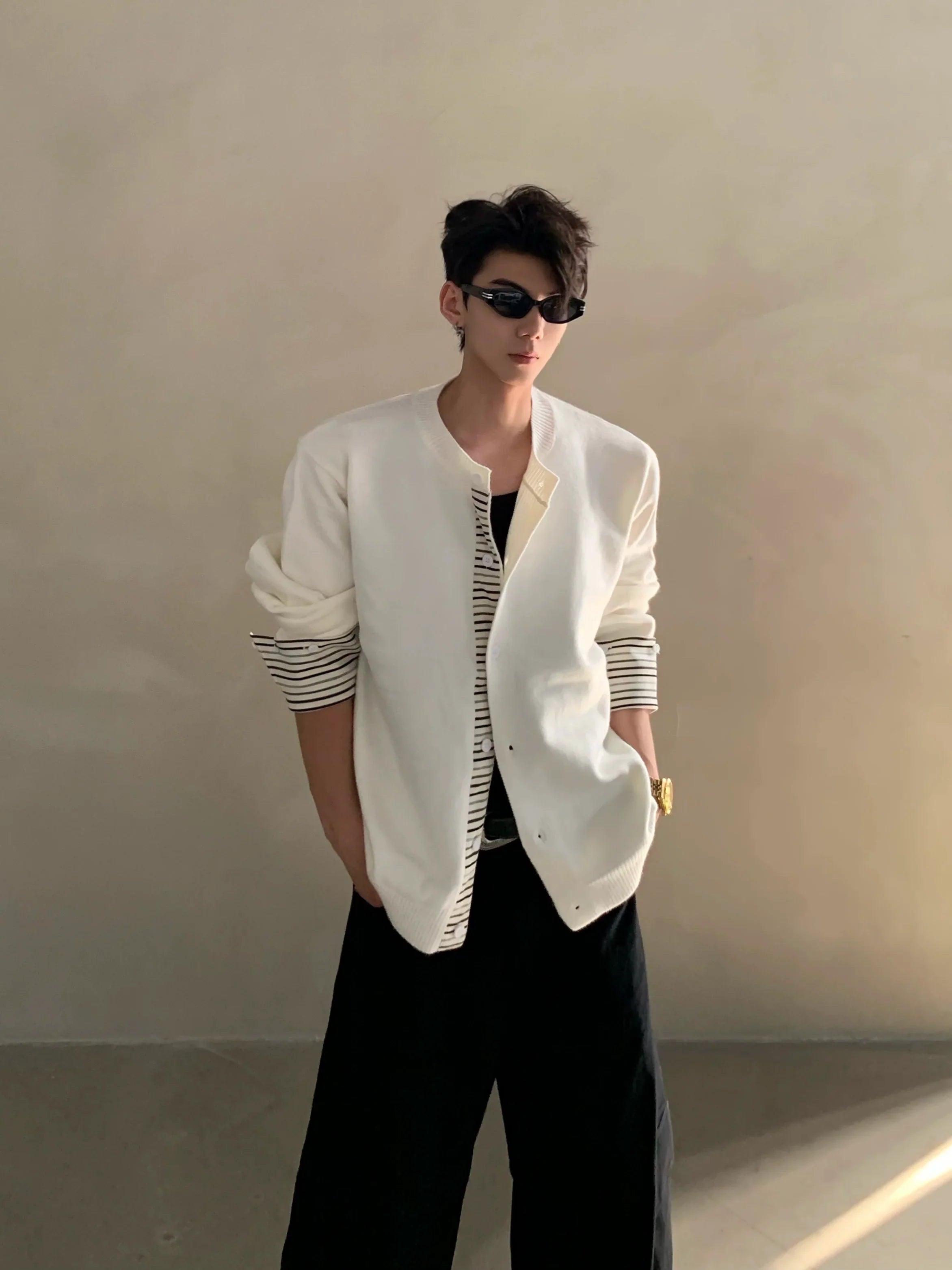 Autumn and winter layered fake two-piece striped splicing knitted sweater men's high-end cardigan jacket tide  FE0637