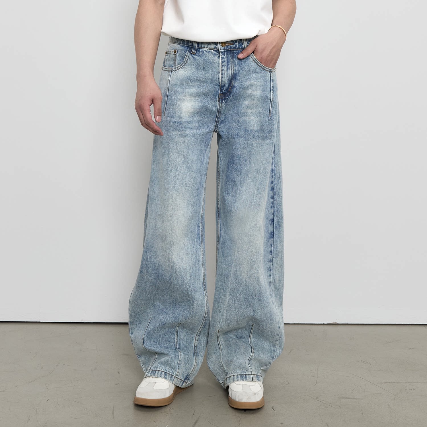 [Curved Blade Style] Vintage Light Blue Jeans FE0727