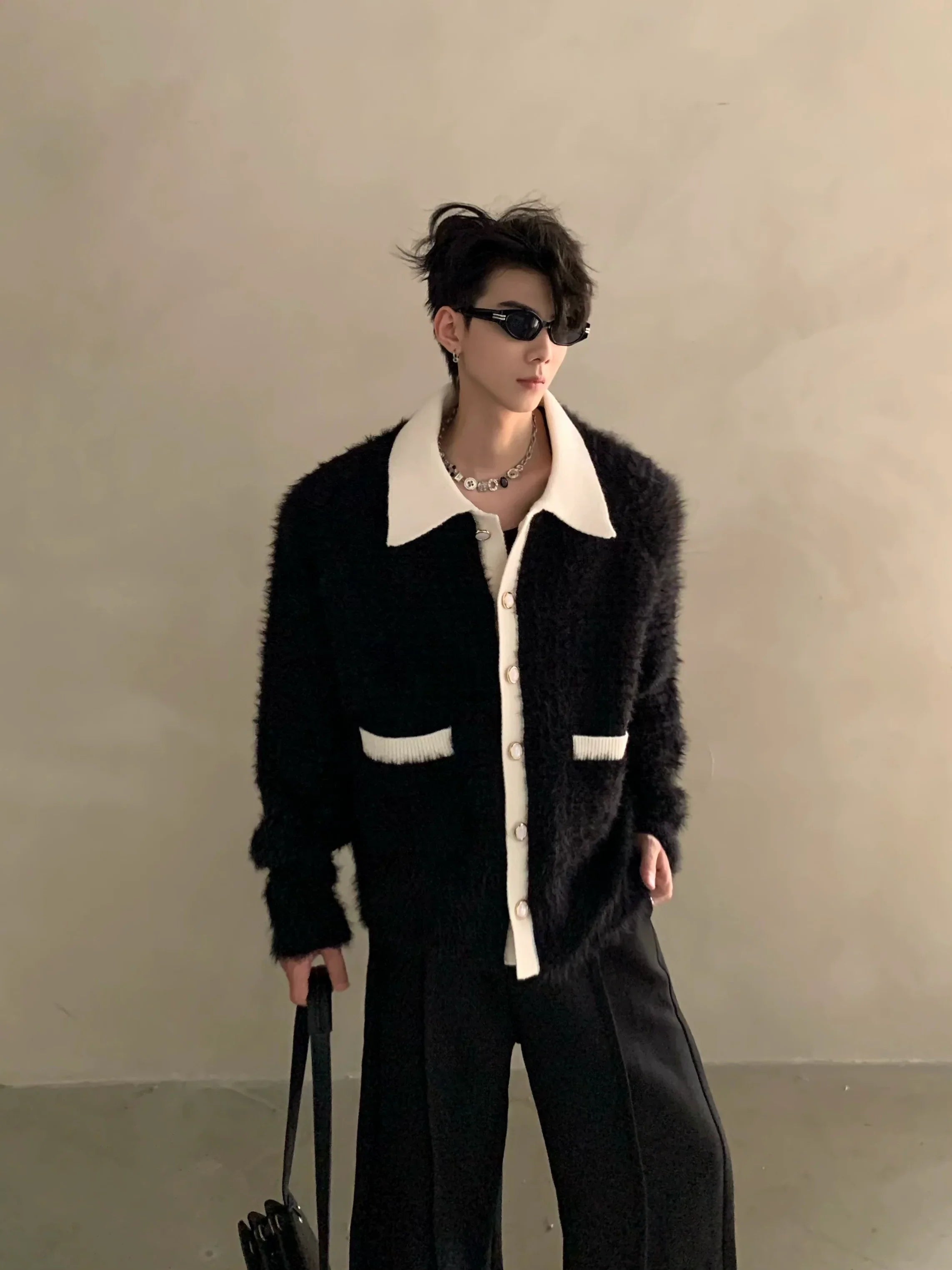 Winter extravagant atmosphere small fragrant lapel knitted cardigan men's heavy button sweater jacket  FE0633