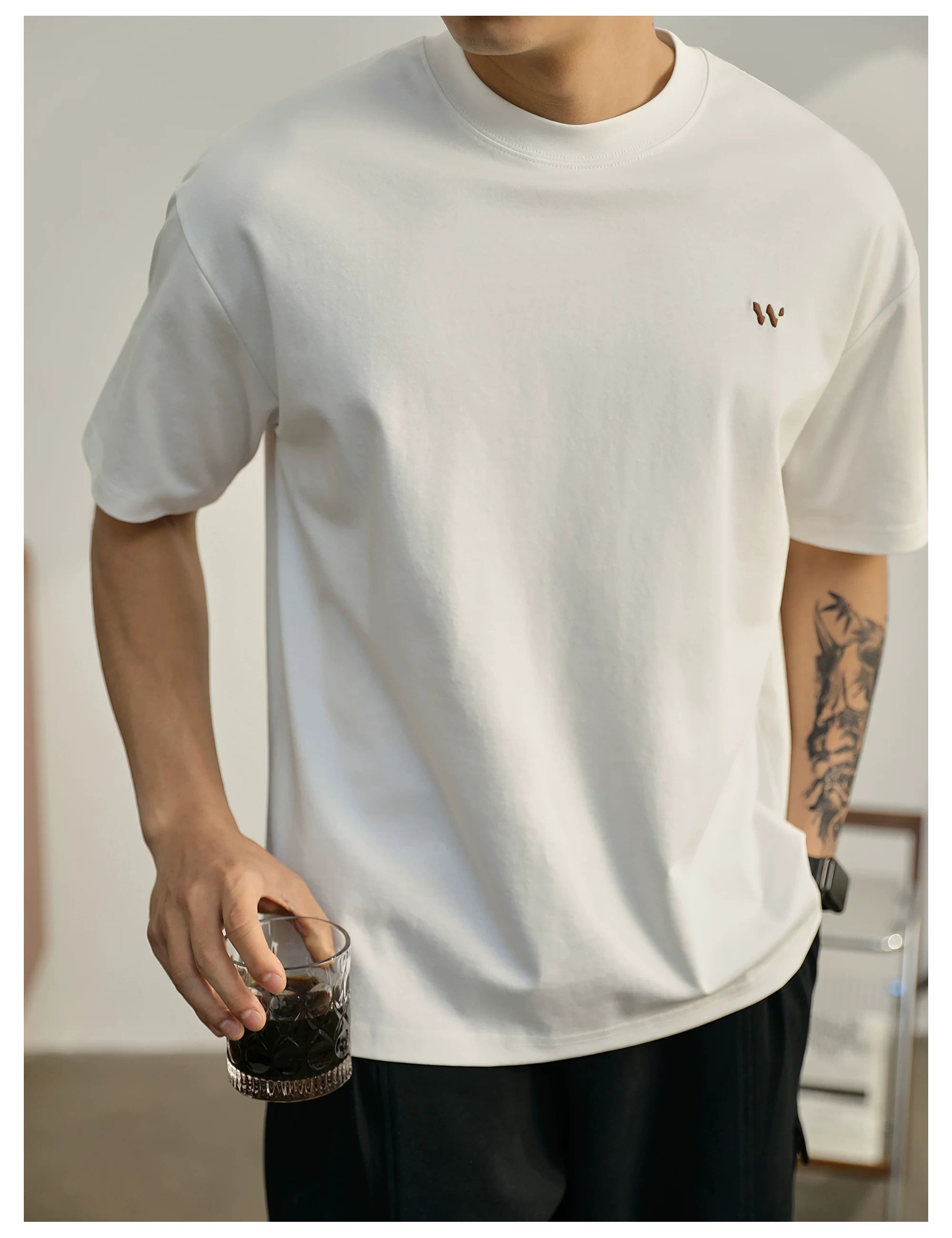 Men's simple luxury temperament casual T-shirt FE0731