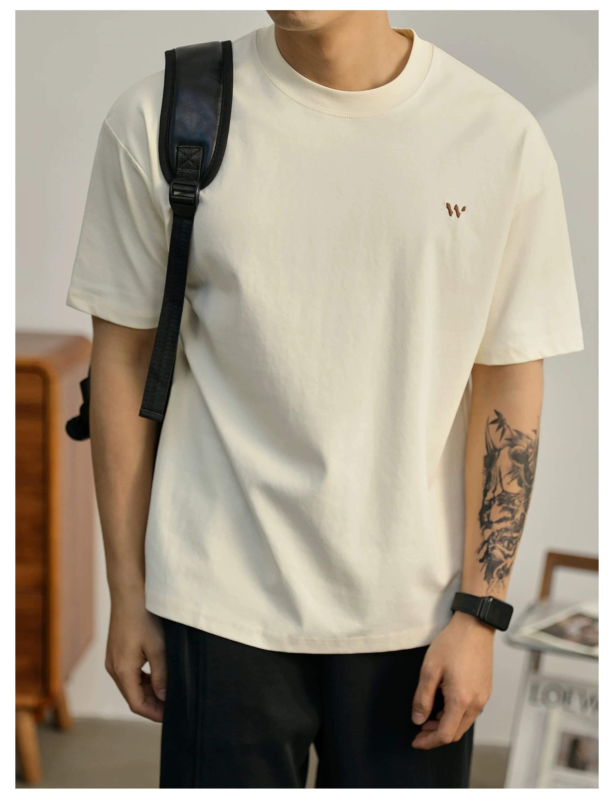 Men's simple luxury temperament casual T-shirt FE0731