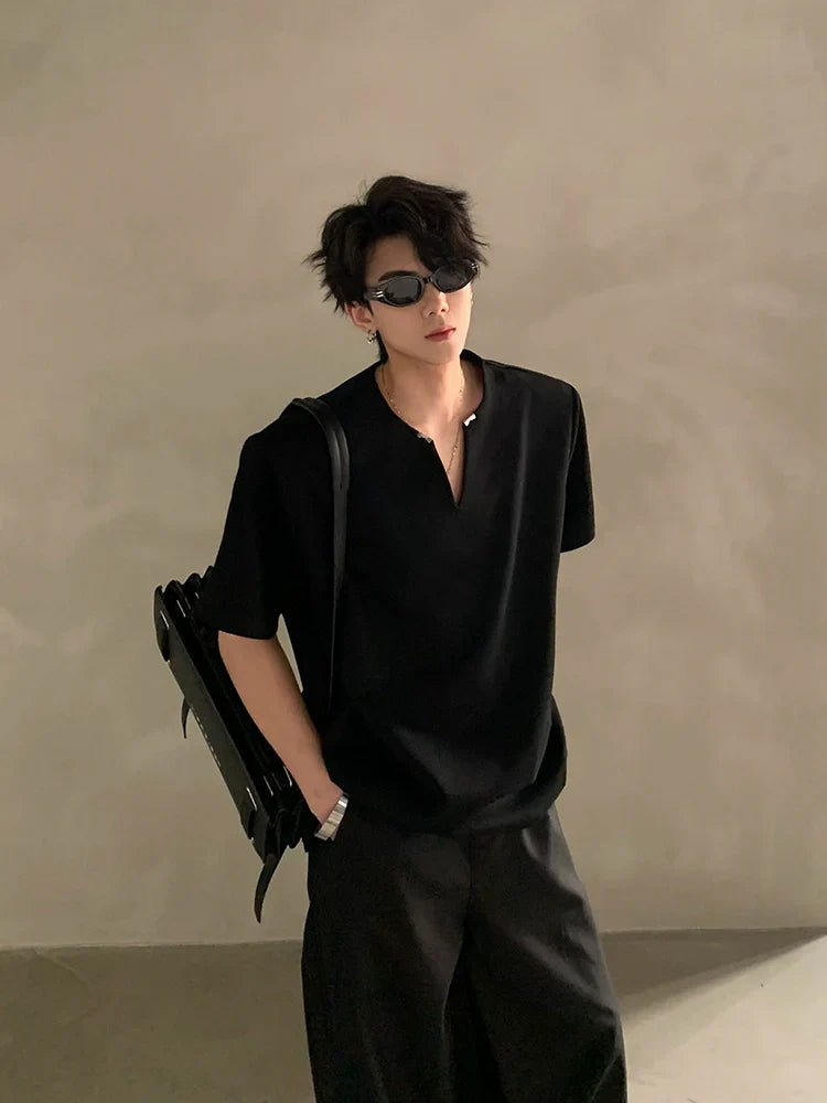 Summer high-end V-neck metal decorative shoulder pads short-sleeved T-shirt male ruffian handsome loose half-sleeved top FE0536