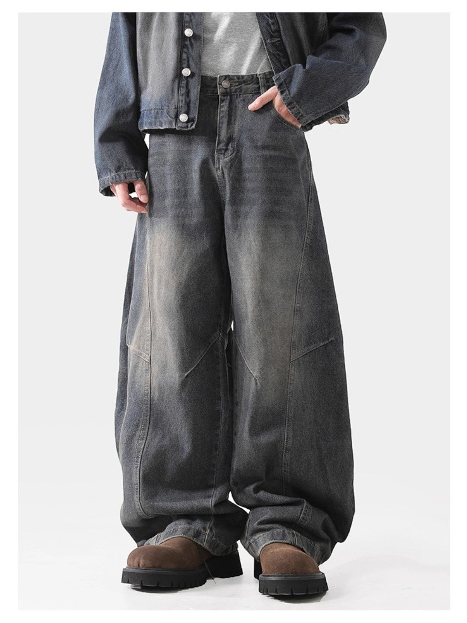 DECONSTRUCTED SABER-CUT JEANS  FE0504