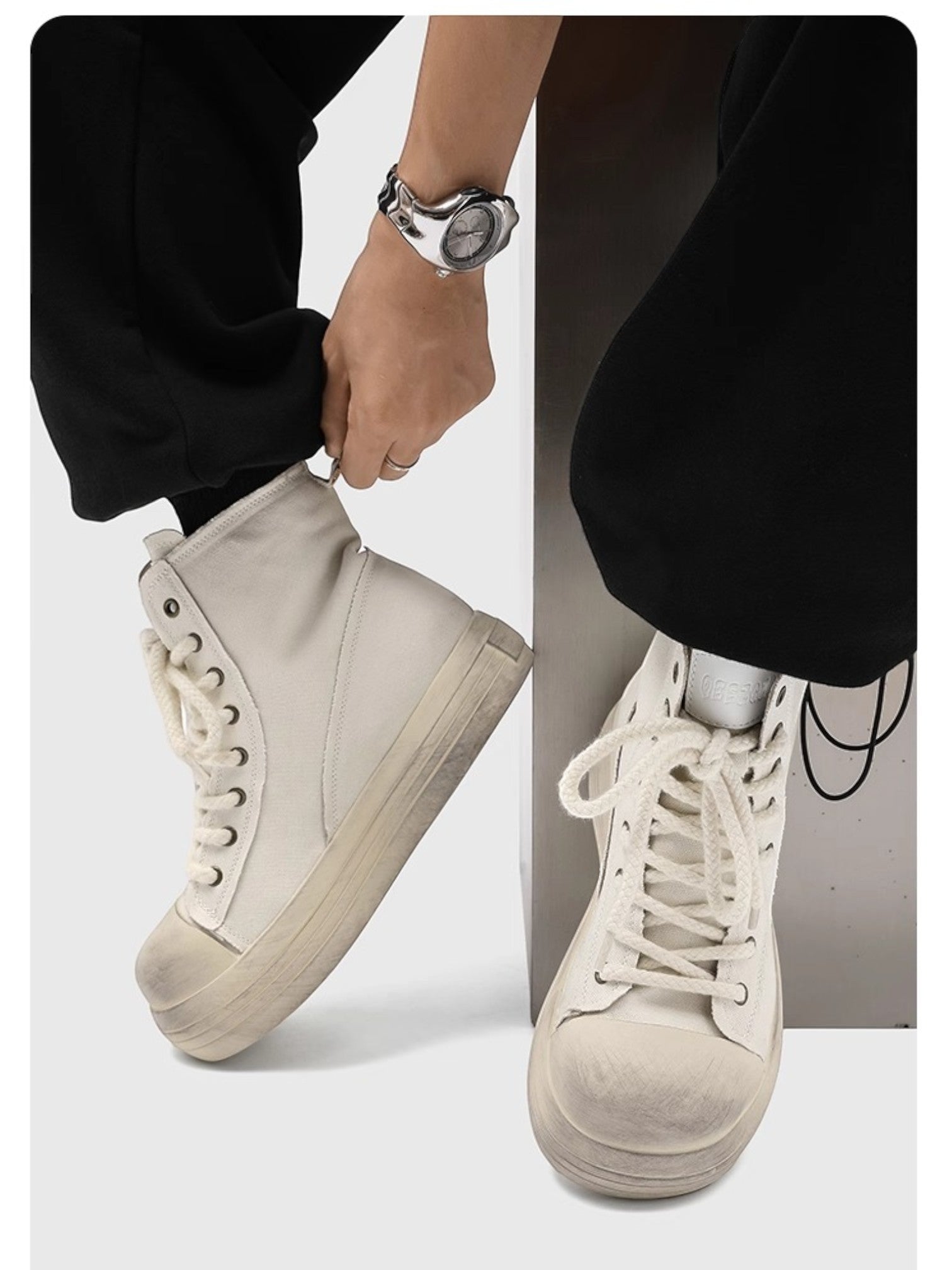 OVERSIZED TOE CANVAS SHOES S029